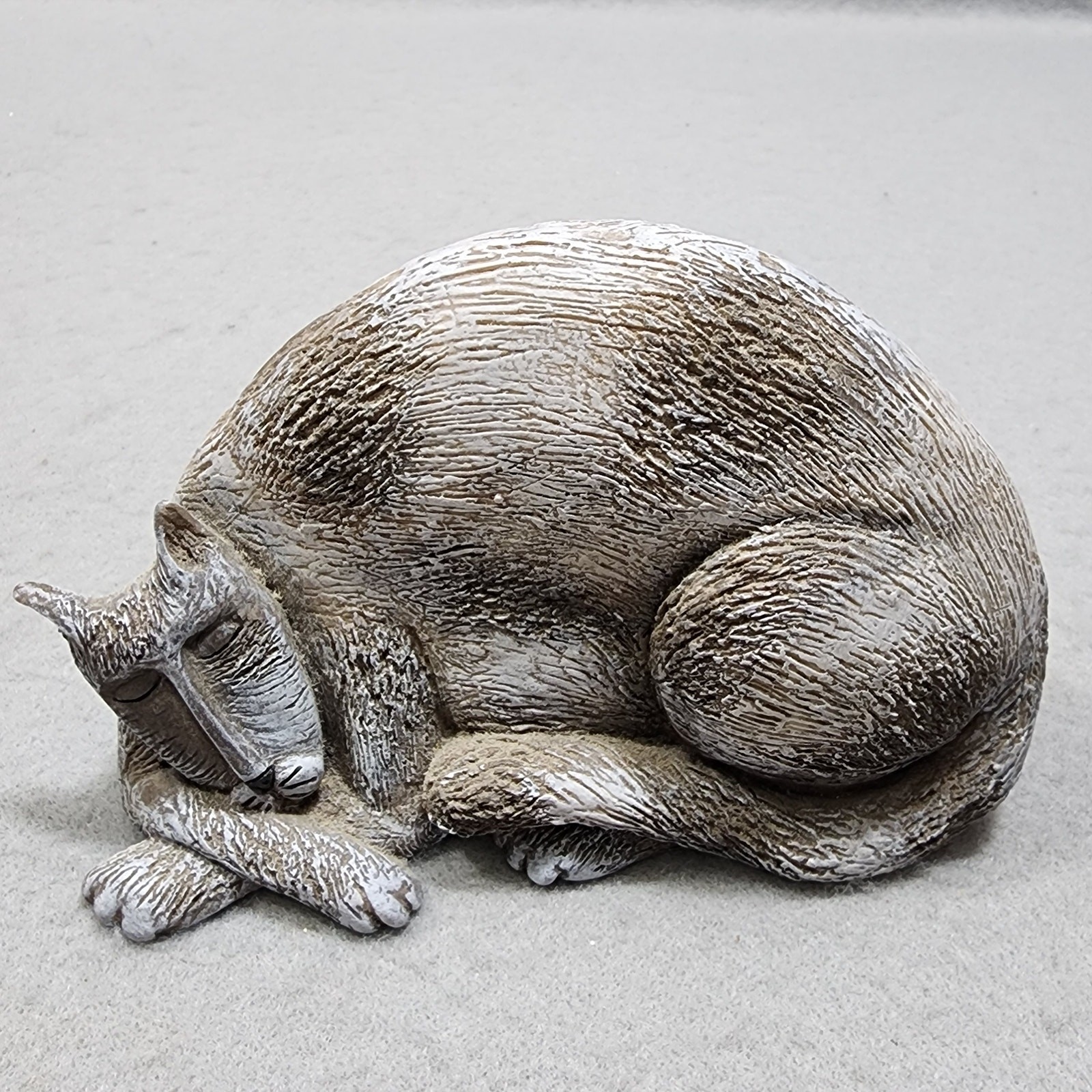 Sleeping Cat Figurine Commemorate Pet Tribute Memorial Statue Marsha McCarhty