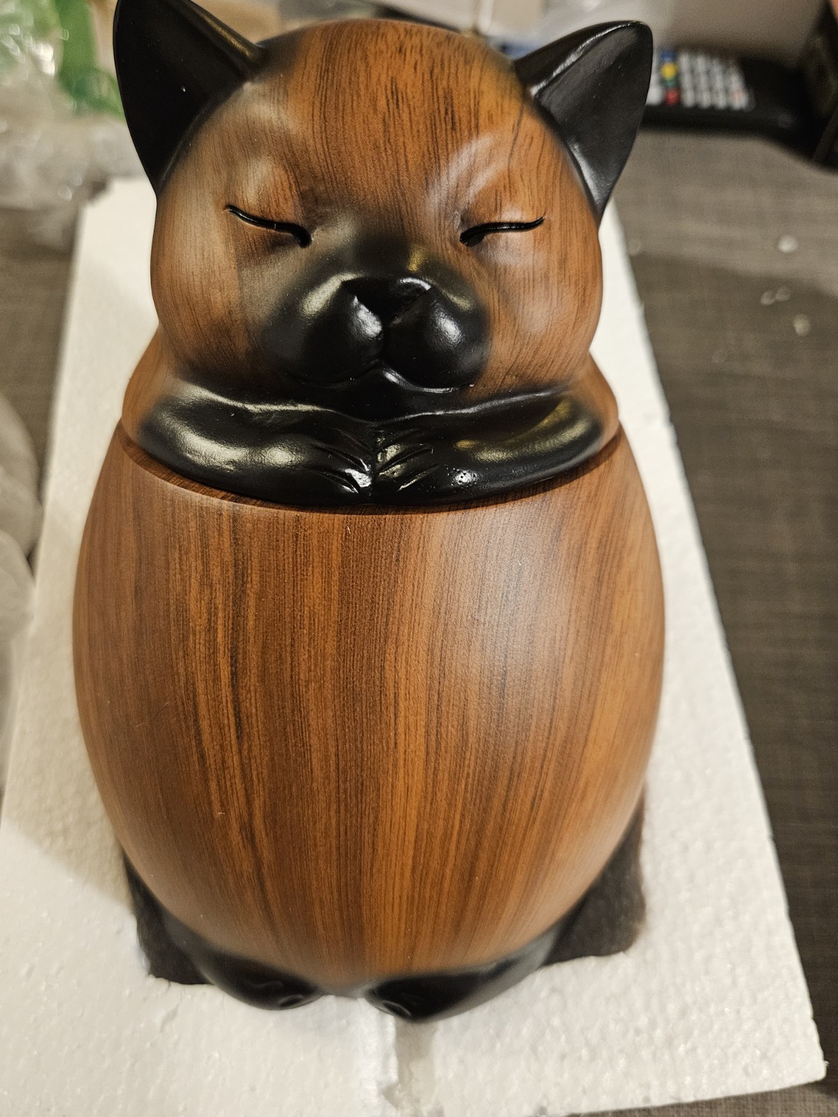 Kriss Art Per Urn. Cat Shaped Urn. Cherry And Black. Approximately 7″H X 4″W
