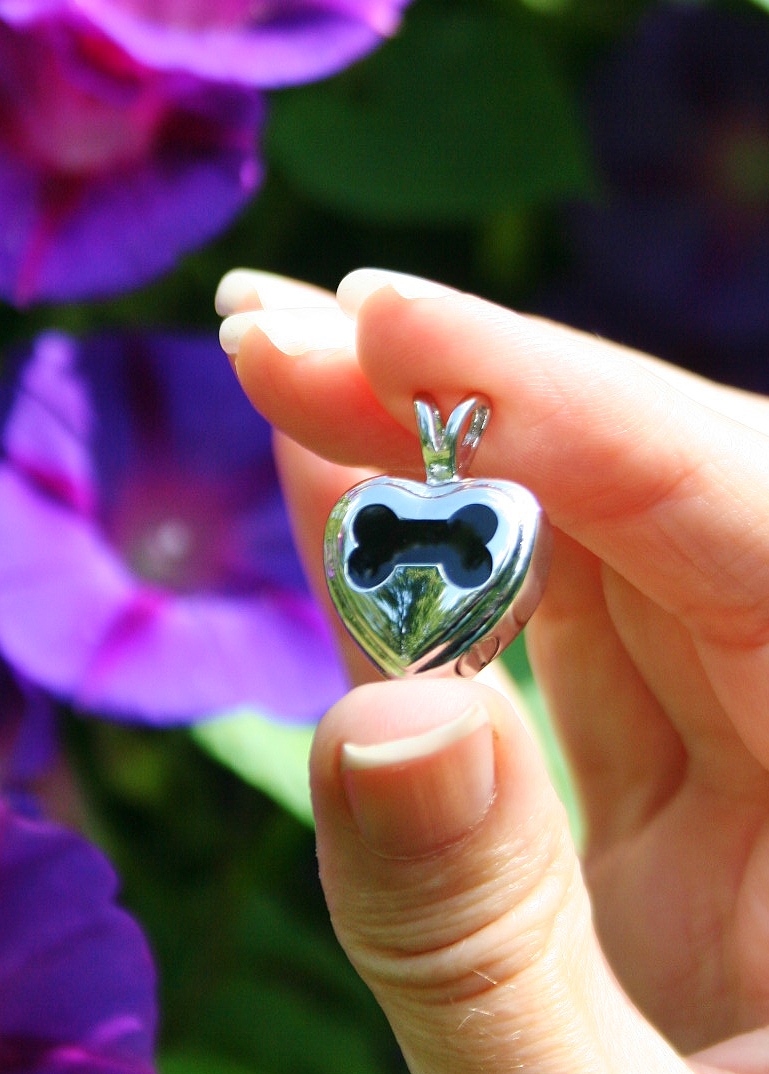 Dog Bone Cremation Necklace Jewelry Pendant Urn for Ashes Always in My Heart USA