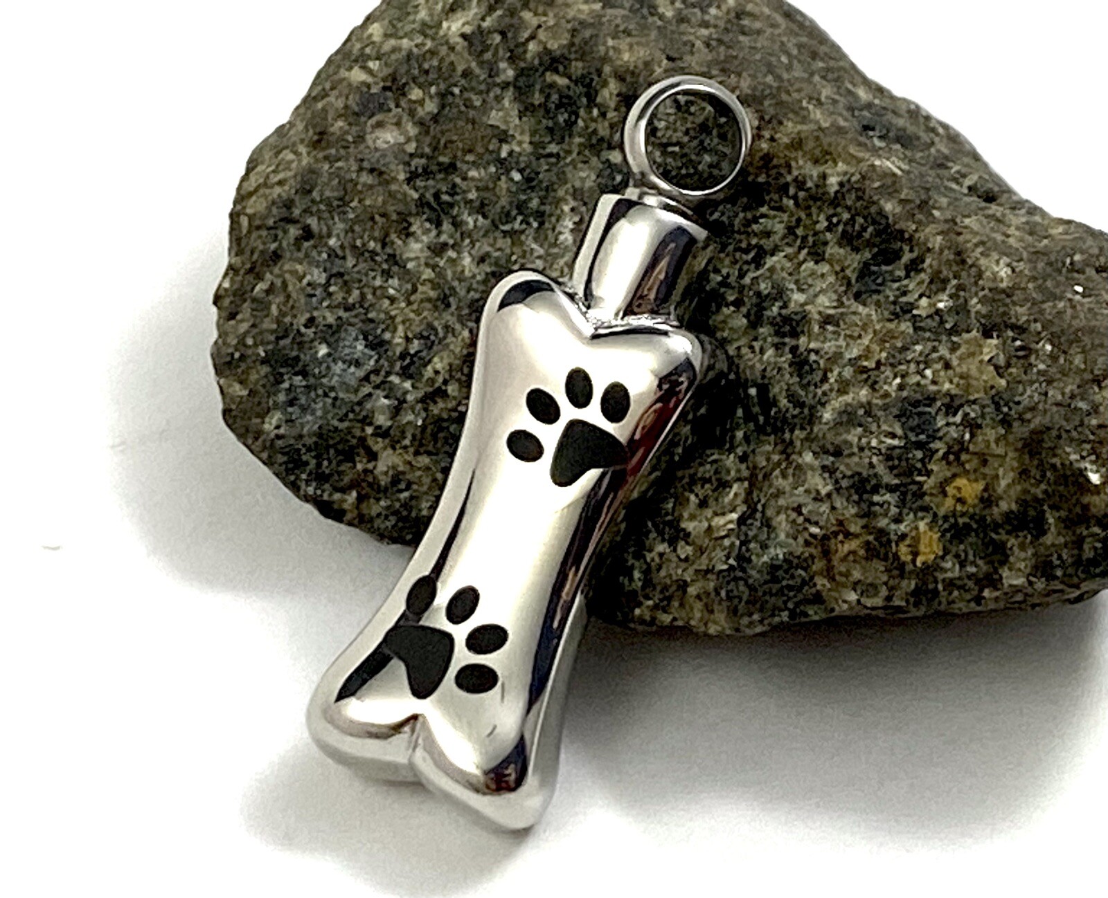 Dog Cremation Pendant Urn Keychain 1″ Key Ring for Ashes Pet Bone Silver Gift