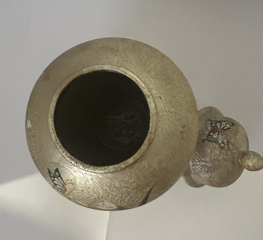 Small Ceramic Classic Gold Urn With Butterfly Detail For Pets Or Human Ashes
