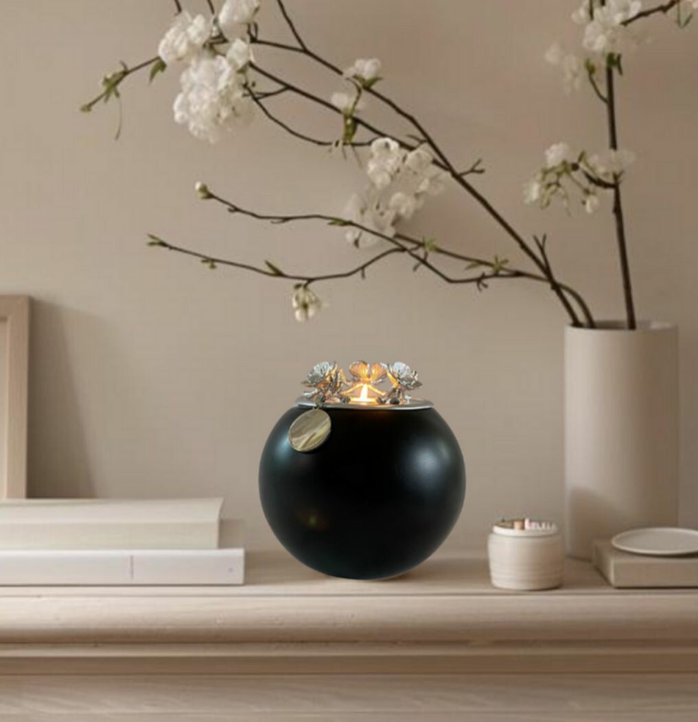 G’Night Fetcher Orchid Pet Urn Onyx Silver (Pets up To 70lbs)