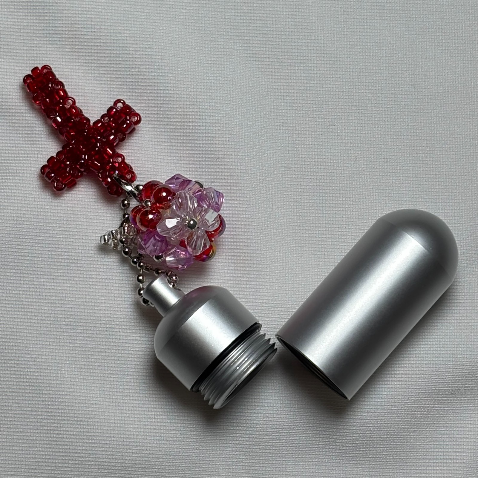 Cremation Ashes Keychain – Cremation Keepsake(red cross and red ornaments)