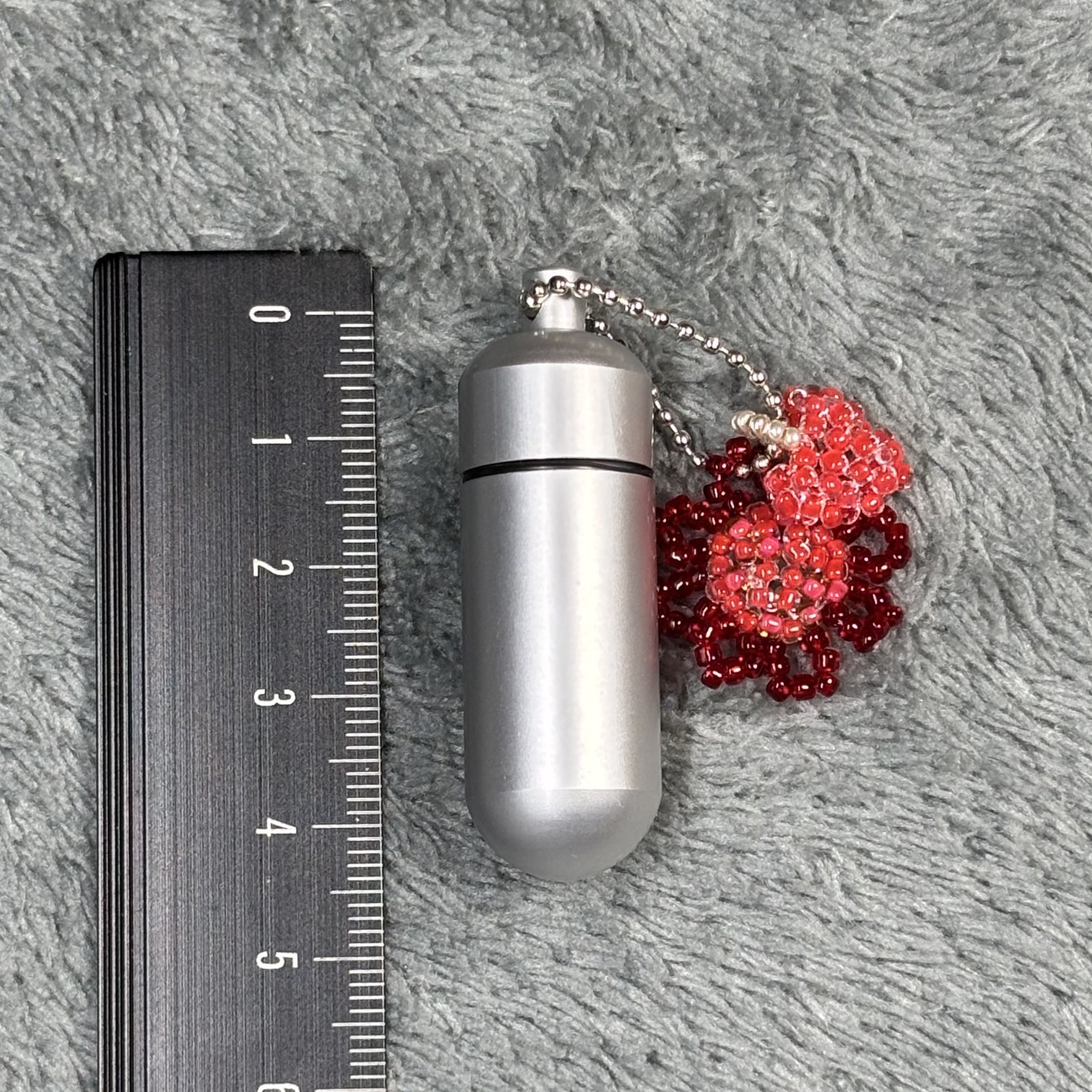Cremation Ashes Keychain – Cremation Keepsake(red flower and red heart)
