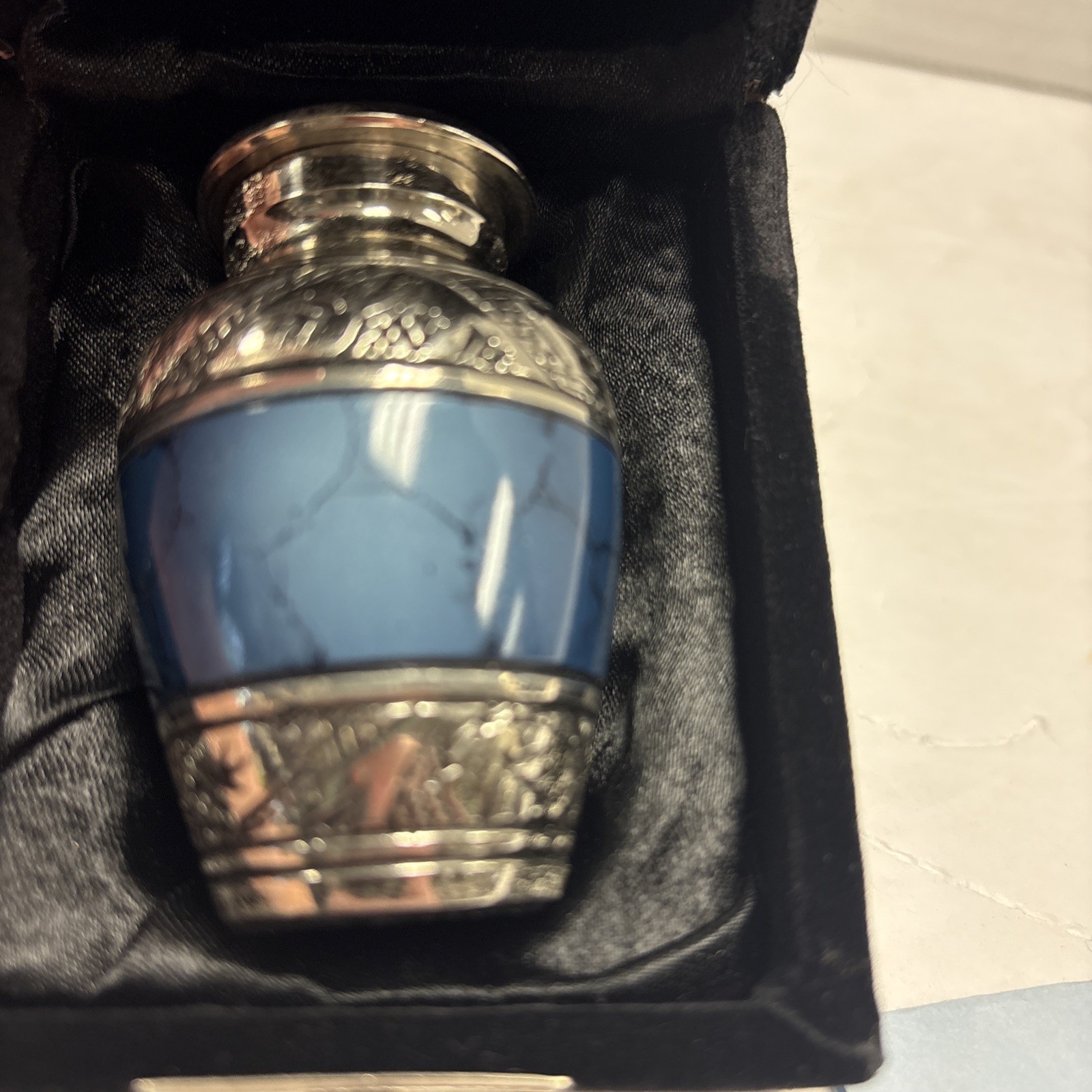 Keepsake Urns For Human Adult And Pet Ashes VTG