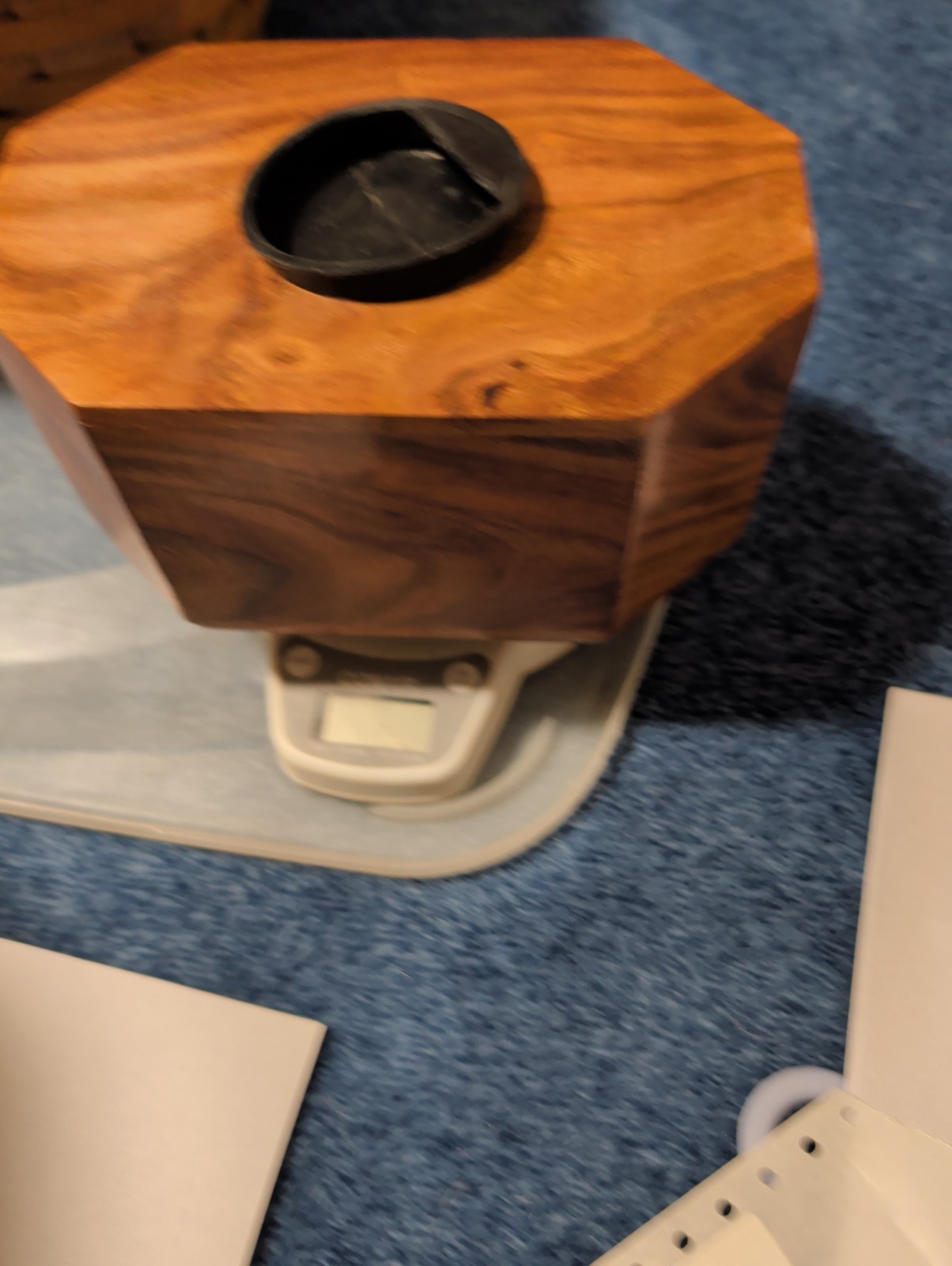Pet Cremation Urn for Ashes – Medium Sized Dog Cat Pet Urn. 8 X 5 X 4nch Wooden
