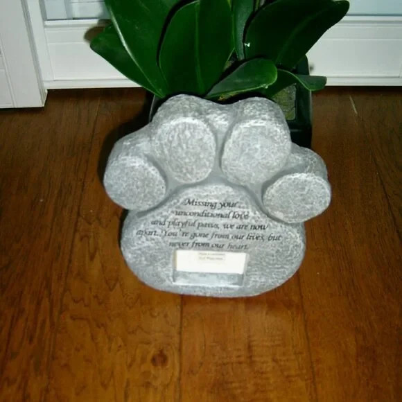 Engraved Pet Dog Cat Paw Print Memorial Stone with Photo Frame Opening