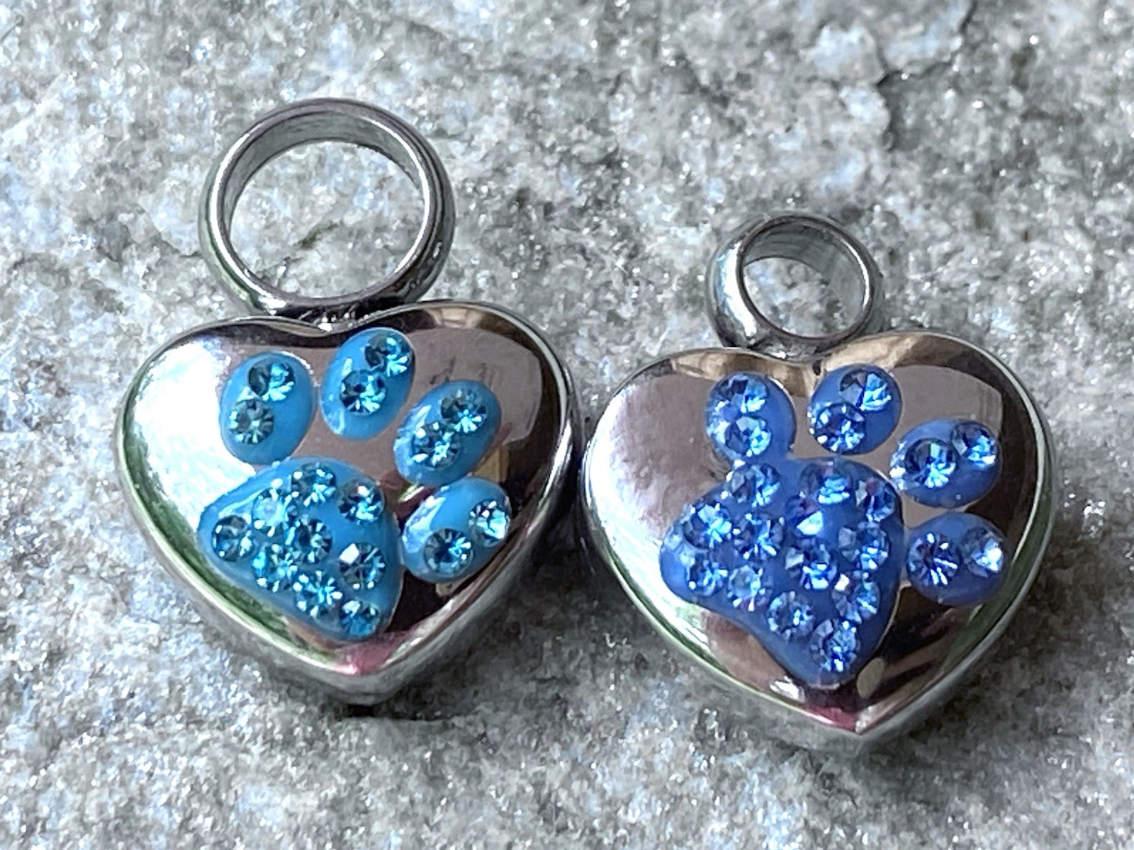 Tiny Pet Cremation Pendant Necklace Girls Ladies Crystal Paw Print Blue Purple