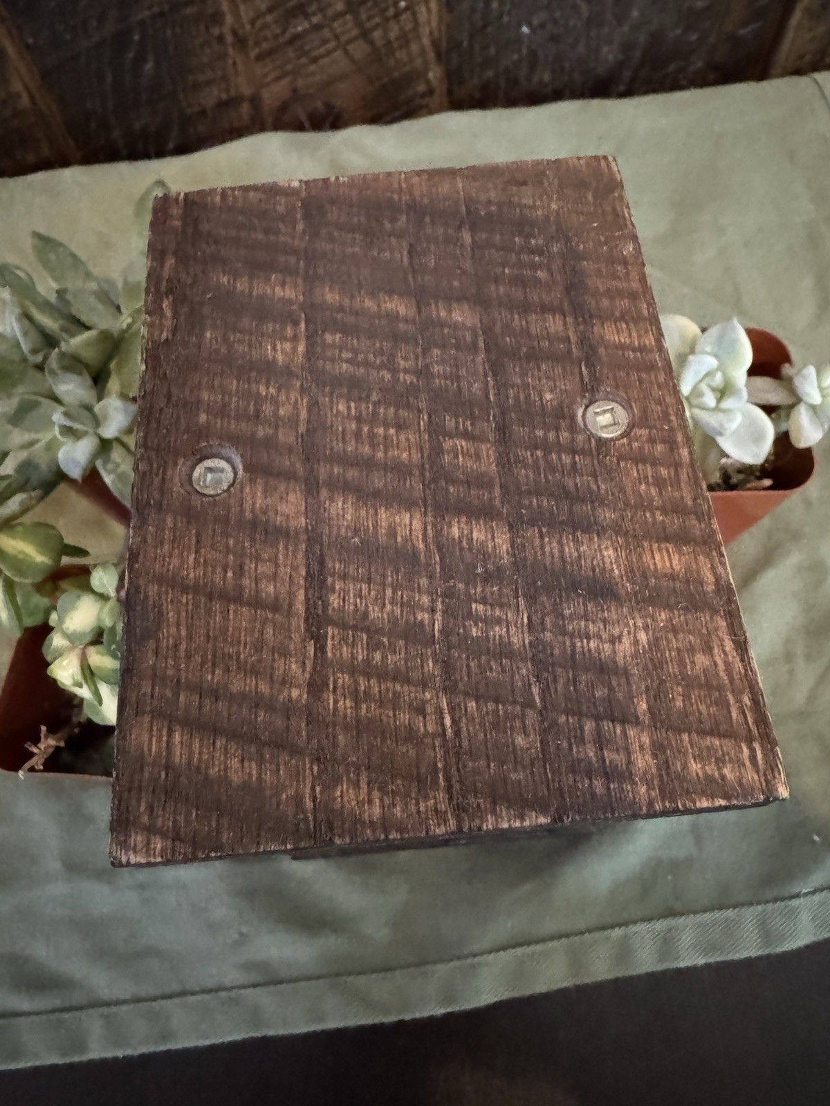 Rough Sawn Oak Pet Urn – Menonite Hand Made In USA