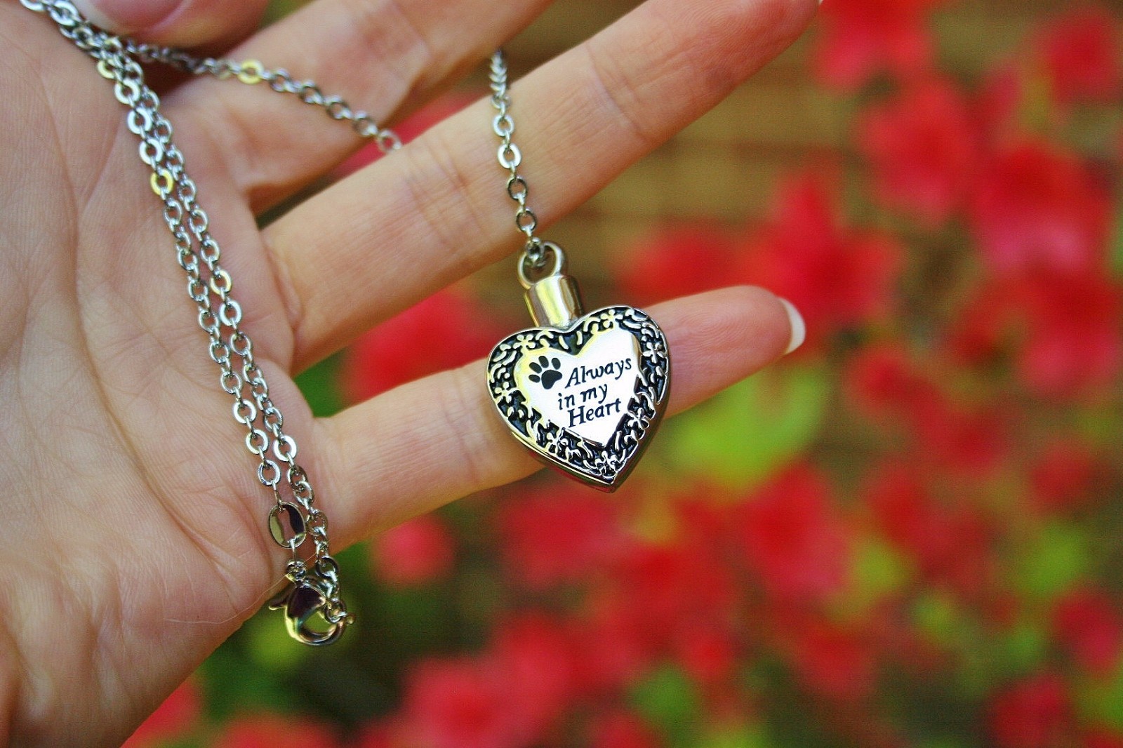Pet Cremation Necklace Jewelry Pendant Urn Paw Print Always in My Heart Dog Cat
