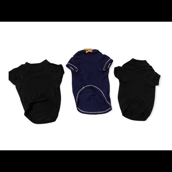 Pet T Shirts (3) for your very best friend. Should fit 6 – 12 pounds.
