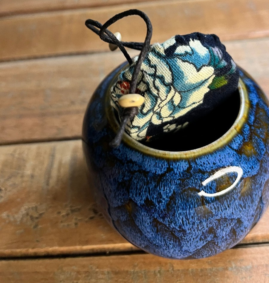 Pet Urn Bone Ash Cremains Ceramic Resting Place for your pet