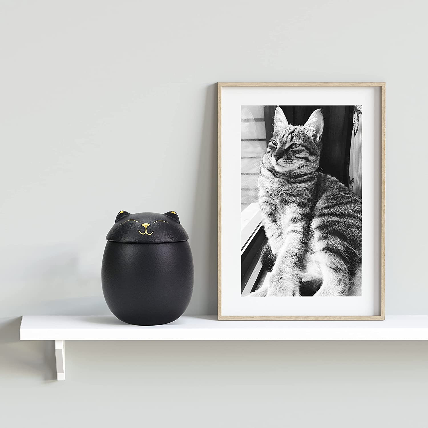 Cat Urn Dog Urn Sized 3.2X2.9 and 4.9X4.25. a Smiley-Cat Pet Urn with a Memoria