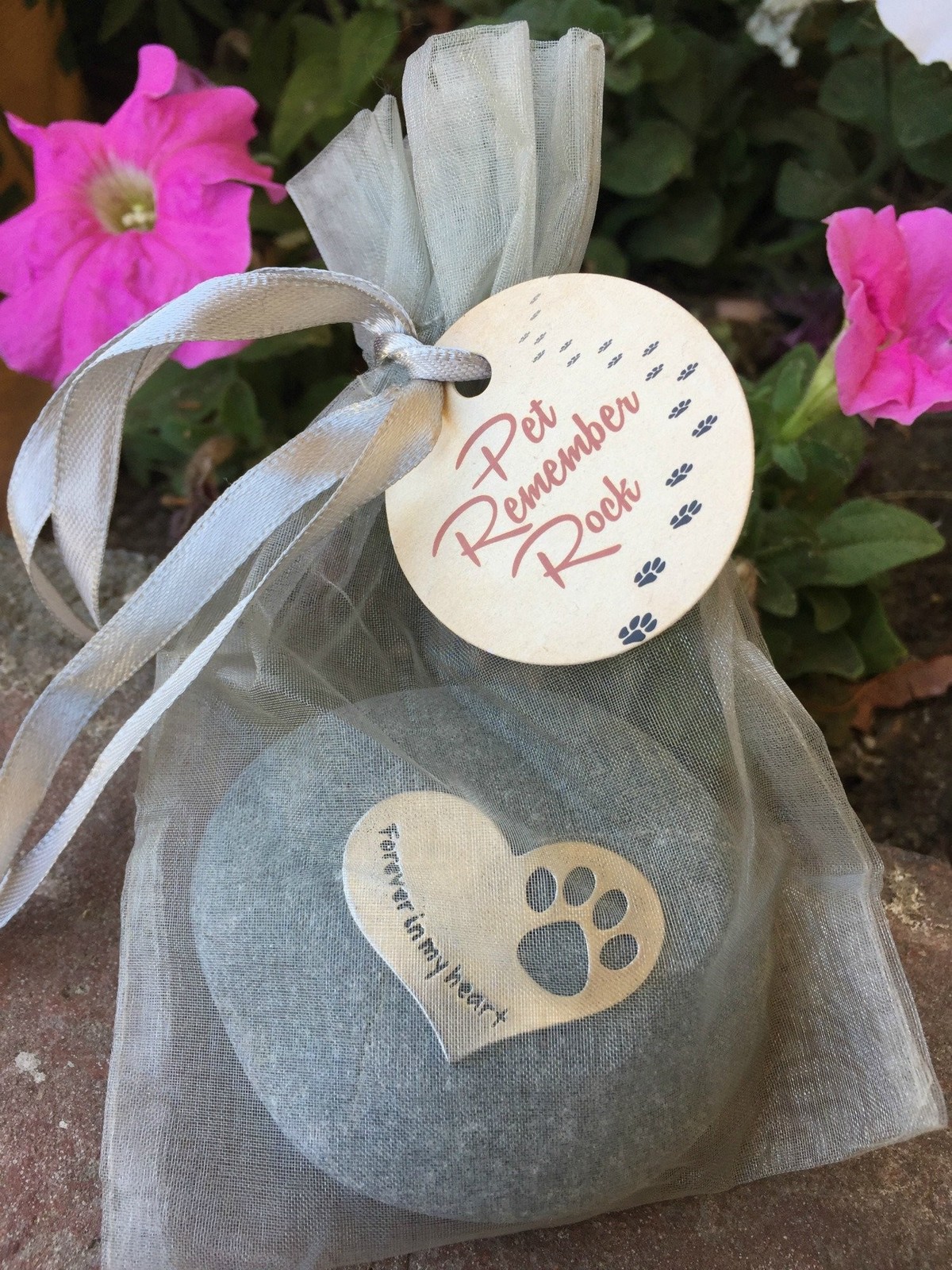 Comforting Dog Memorial Gift – Sympathy or Condolence Gift for Loss of Pet – …
