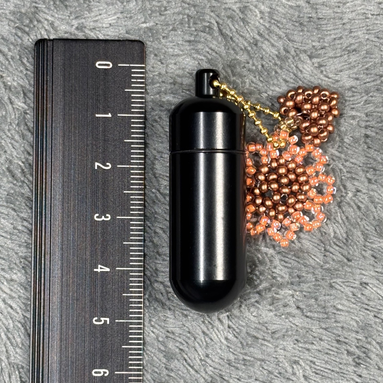 Cremation Ashes Keychain – Cremation Keepsake(wine-red flowers and wine-red hea)