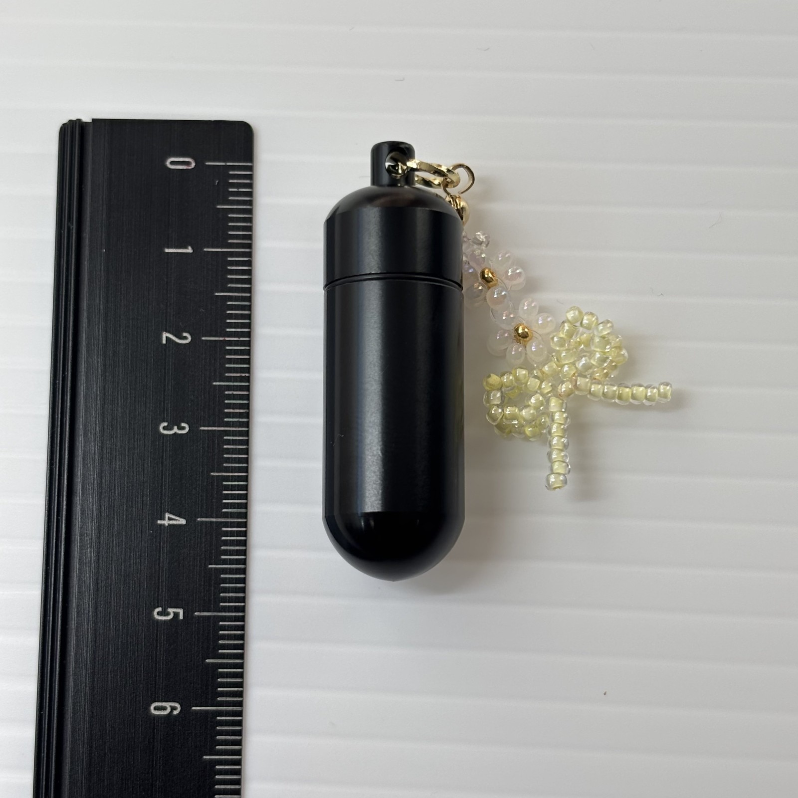 Cremation Ashes Keychain – Cremation Keepsake(white flower and yellow ribbon)