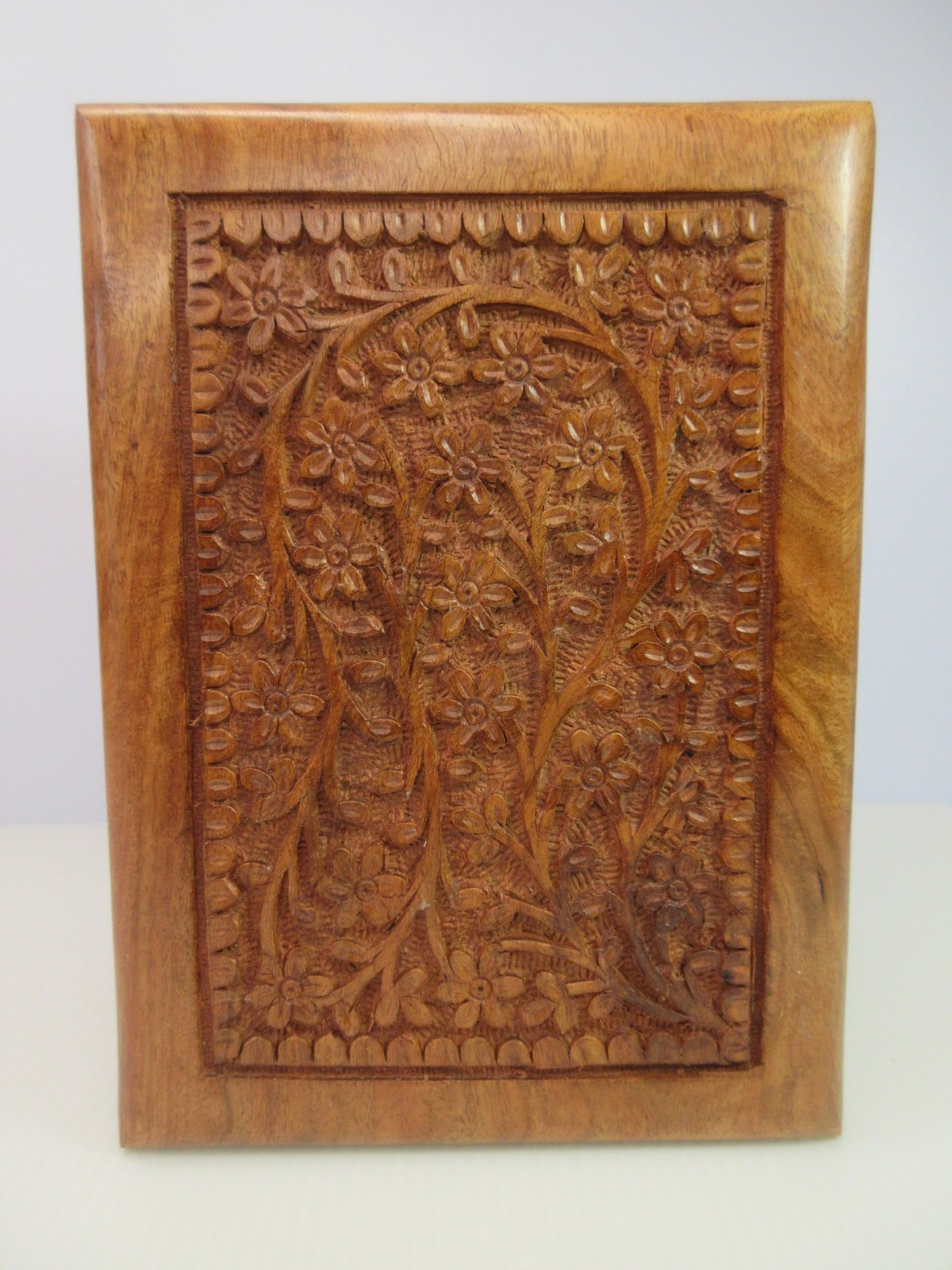 Remembrance Carved Wooden Box TREE of LIFE Pet Cremation Urn 7.5″ x 5.5 x 4.5