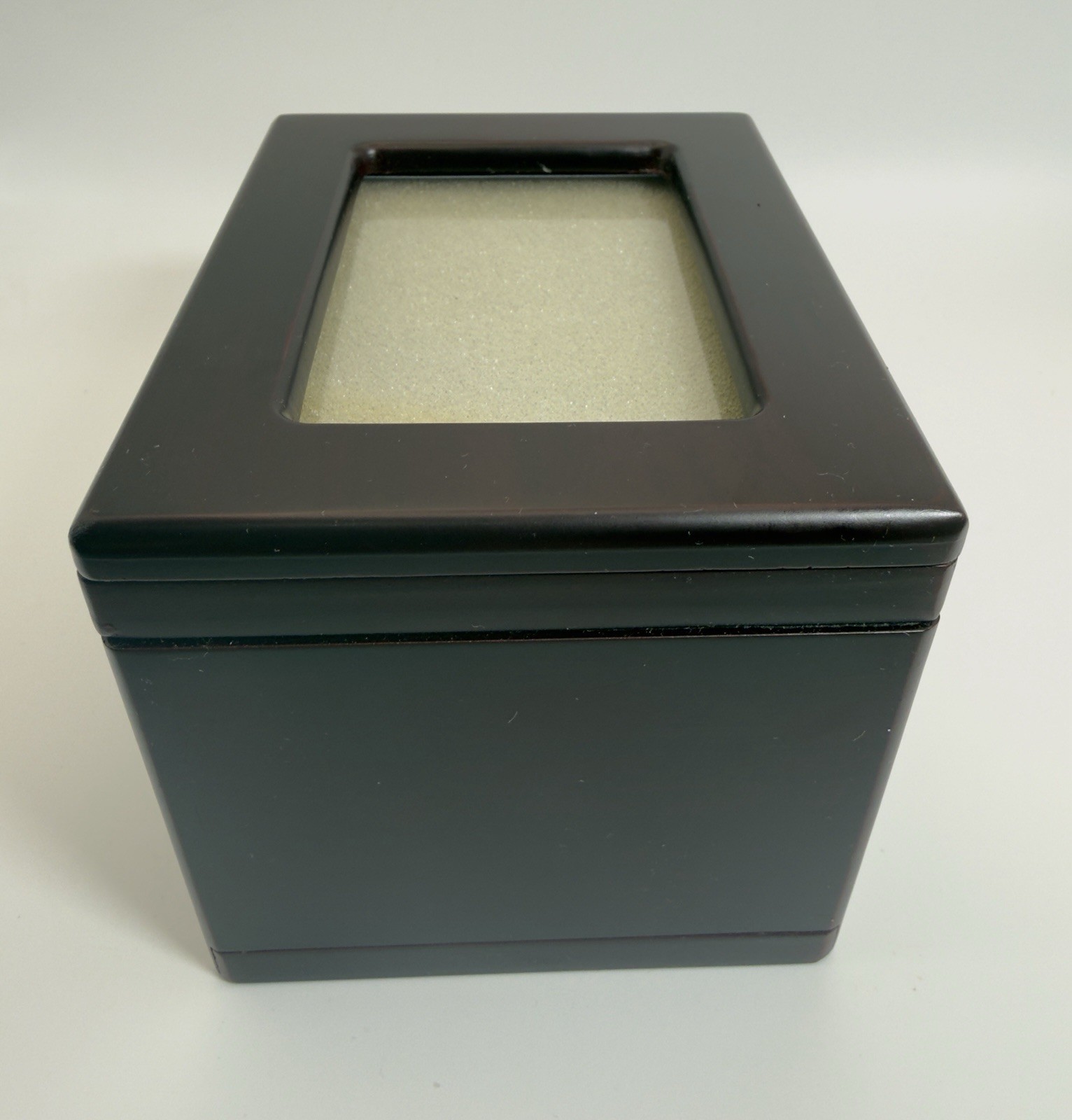 Pet Cremains Wood Urn Brown with Photo Display Small Dog Cat Bird Reptile NEW