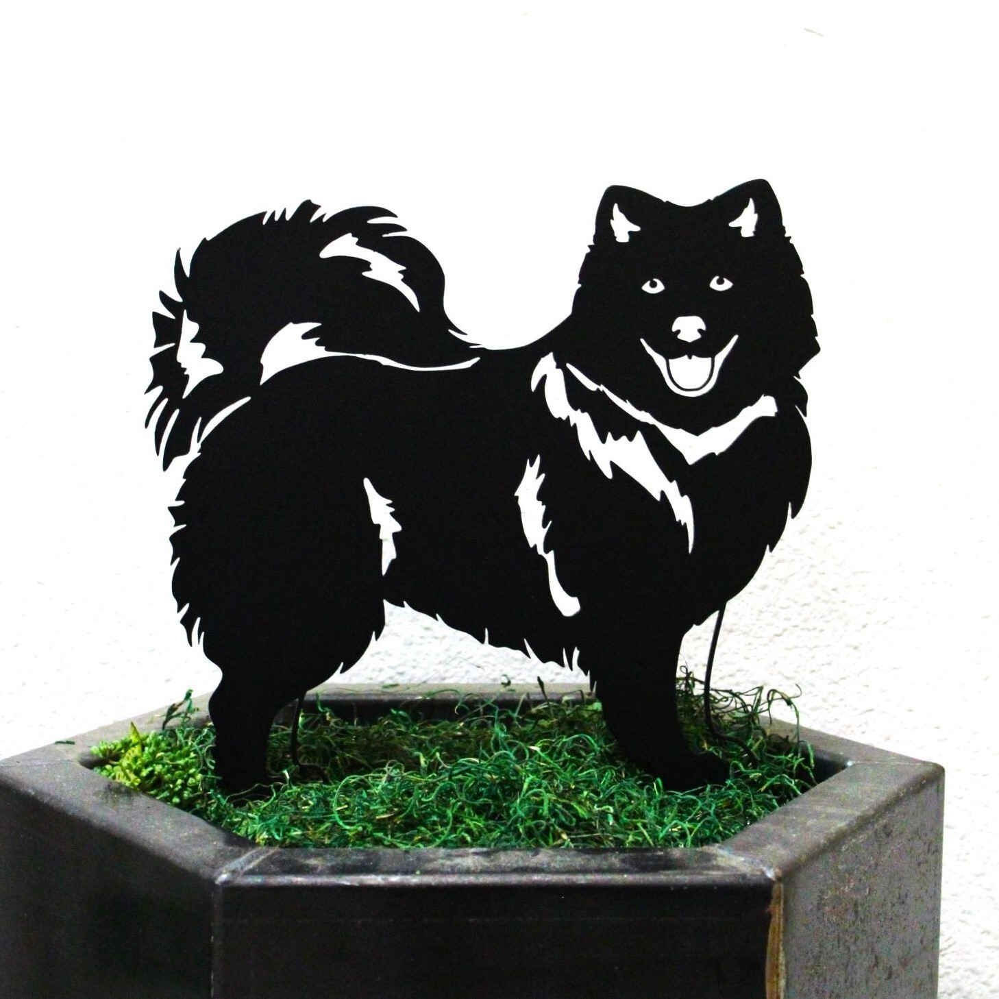 Keeshond Black Metal Dog Silhouette
