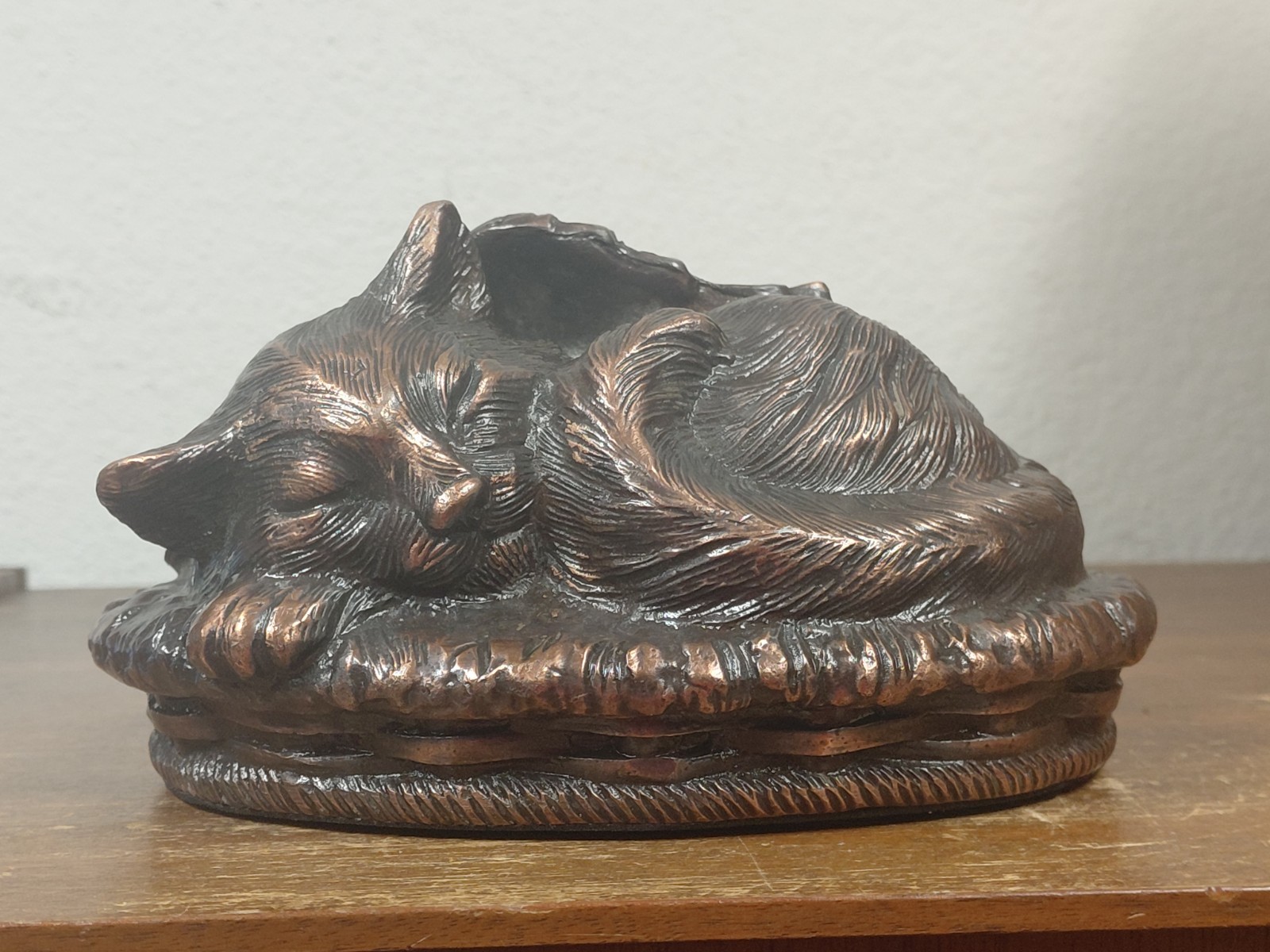 Heavenly Angel Cat Sleeping in Basket Bed Bronzed Cremation Urn Memorial Figure