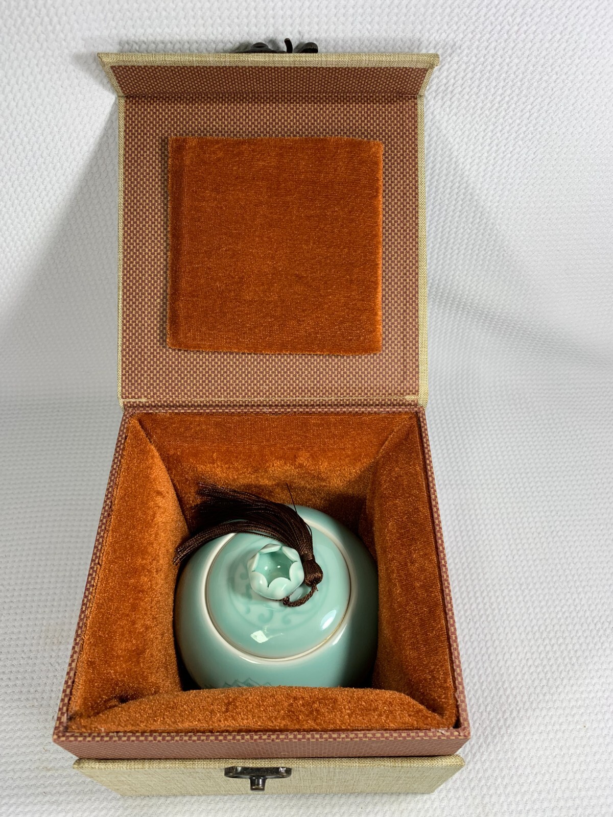 Vencede Handicrafted Ceramics Mini Pet Urn