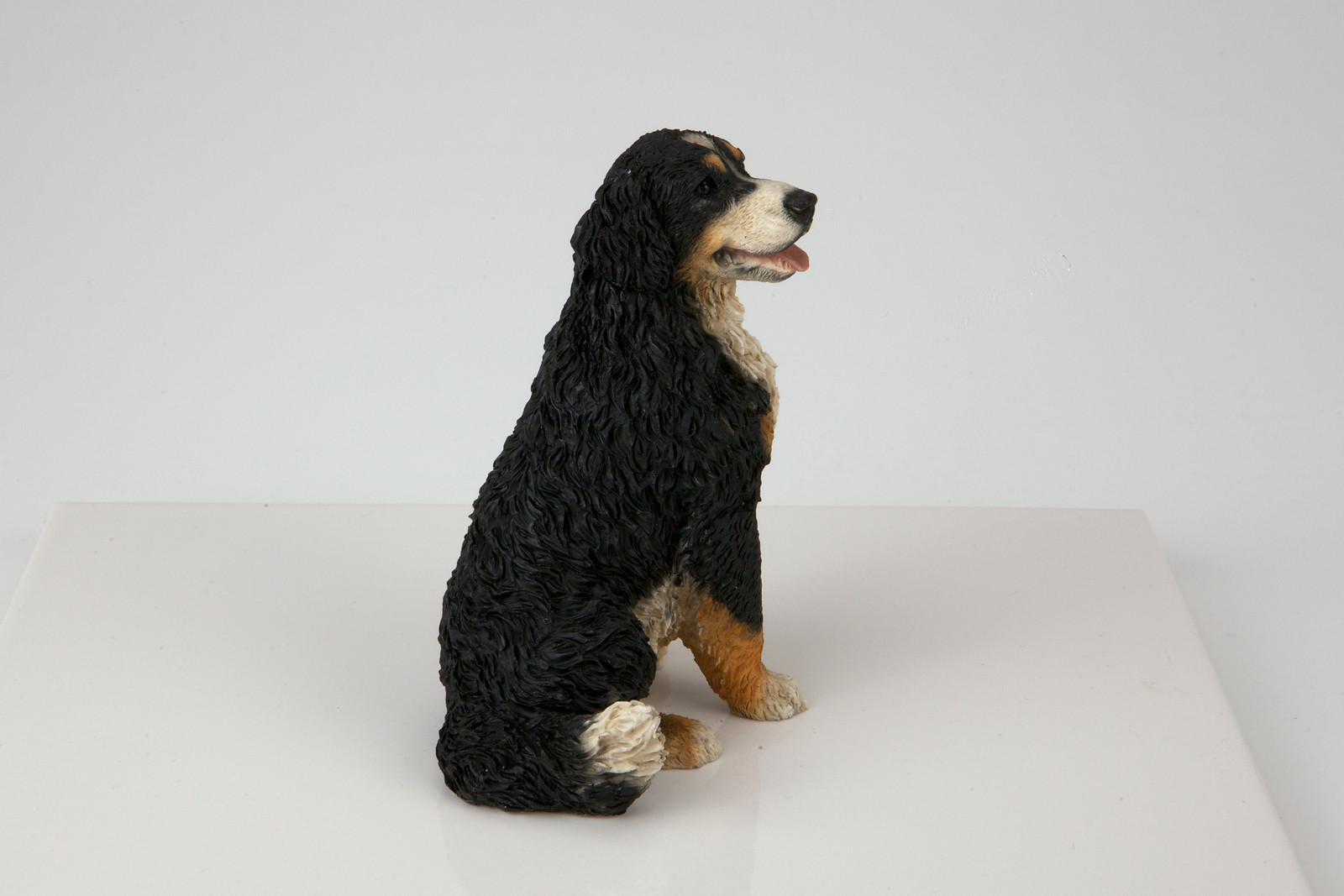 Bernese Mountain Dog Pet Funeral Cremation Urn Avail in 3 Diff Colors & 4 Sizes