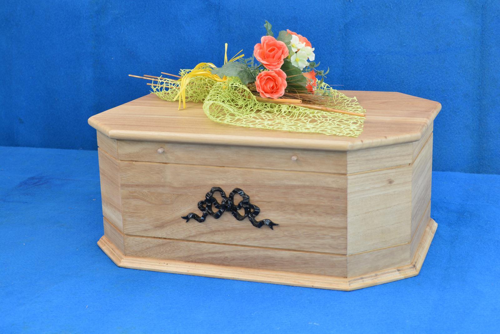 Coffin for pets in solid oak medium and small size coffins