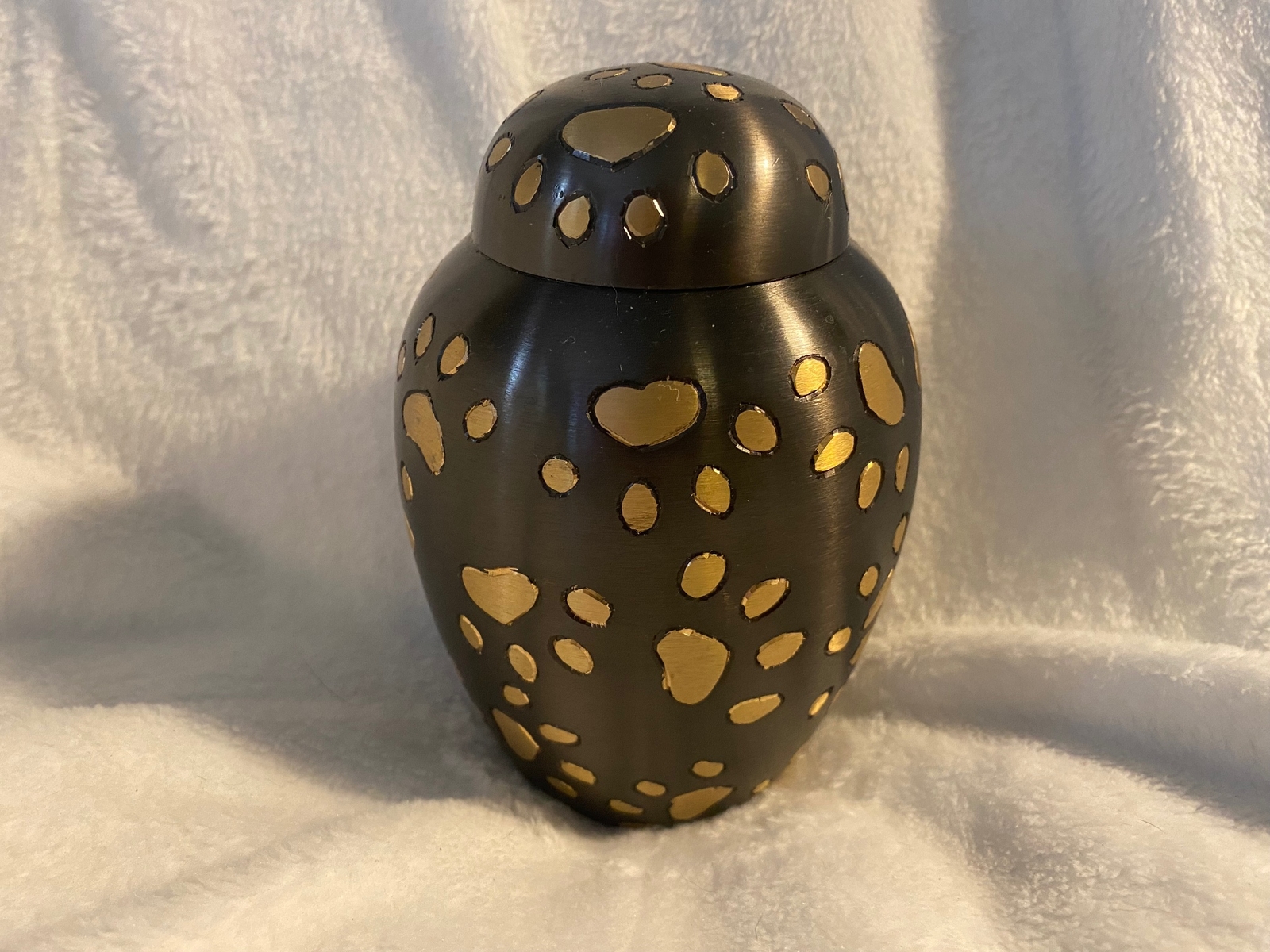 Pet Urn For Cat Ashes New Stainless Steel Construction Medium to Small Cats