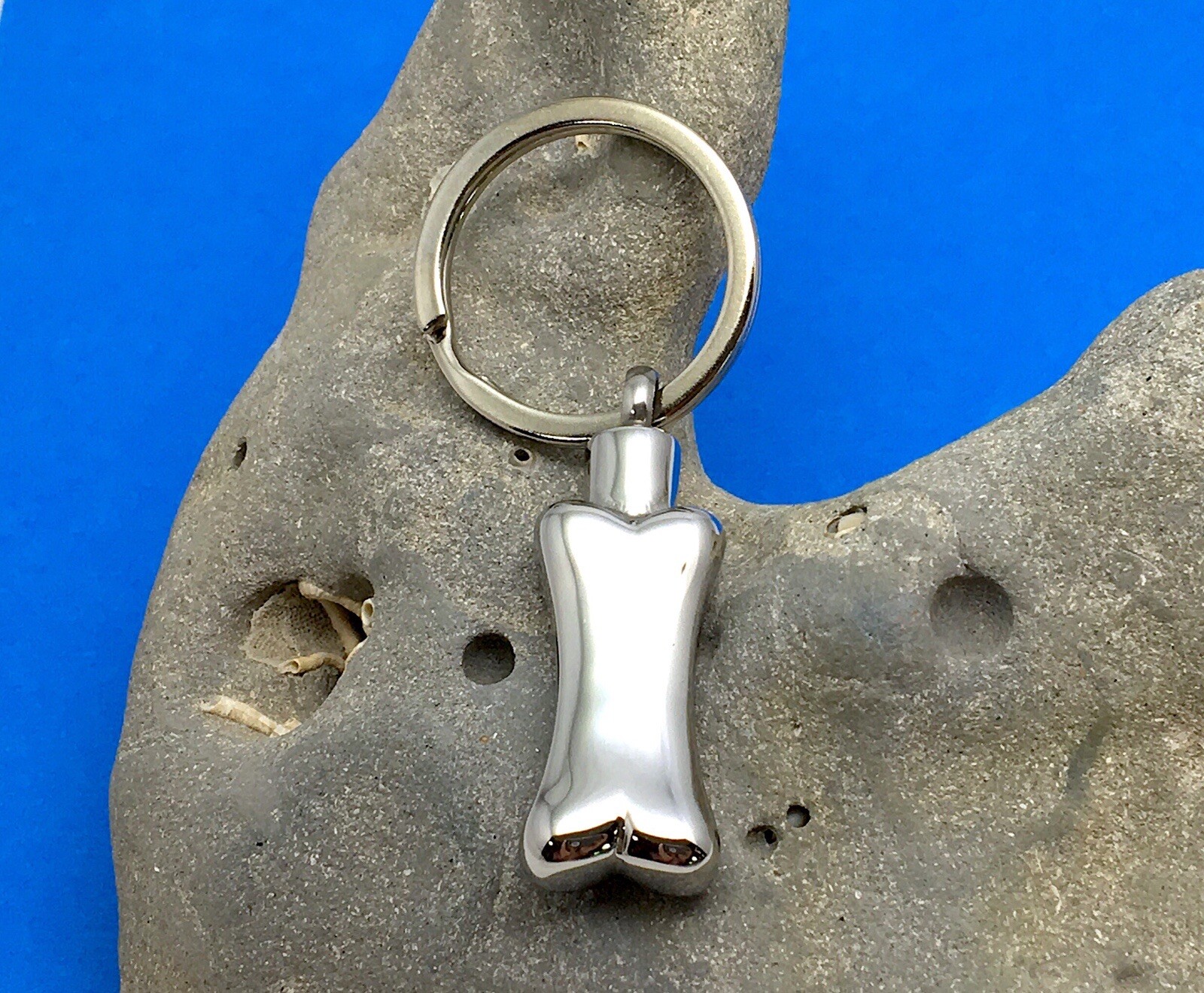 Dog Cremation Pendant Urn Keychain 1″ Key Ring for Ashes Pet Bone Silver Gift