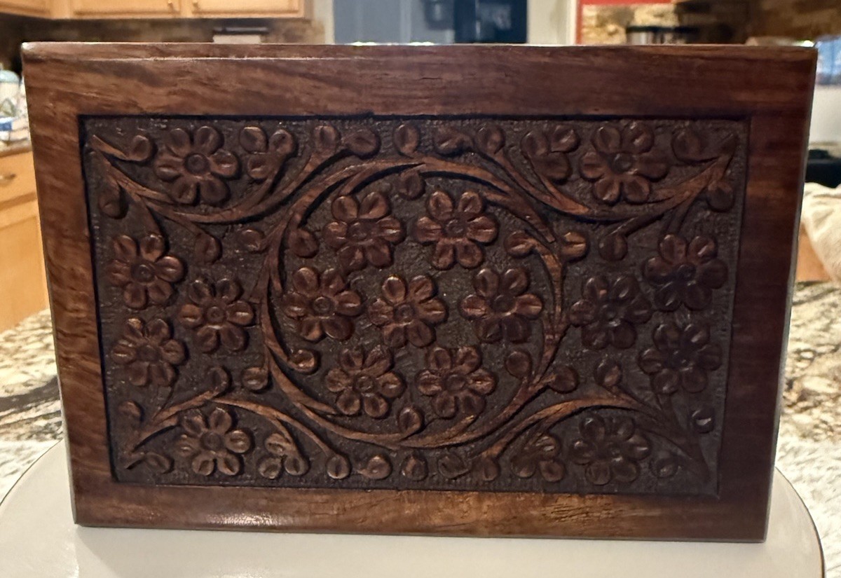 Treewood Urns Solid Wood Hand Carved Floral Design Small Keepsake Box 6.5×4.5×3