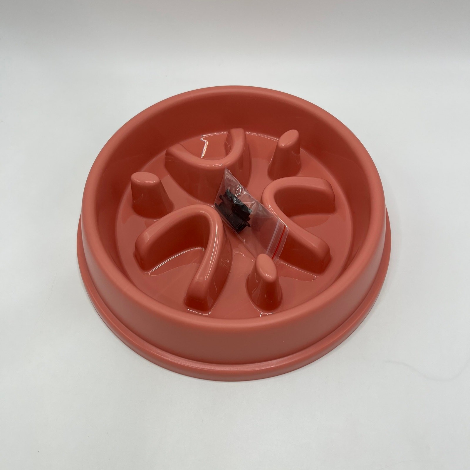 Pet Round Slow Feeder Bowl, Silicone Licking Mat, Anti-Slip & Anti-Tip
