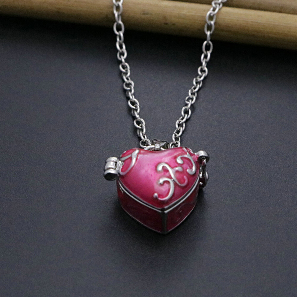 Brass Vintage Heart-shaped Pendant Can Openable Pet Ashes Hair Container