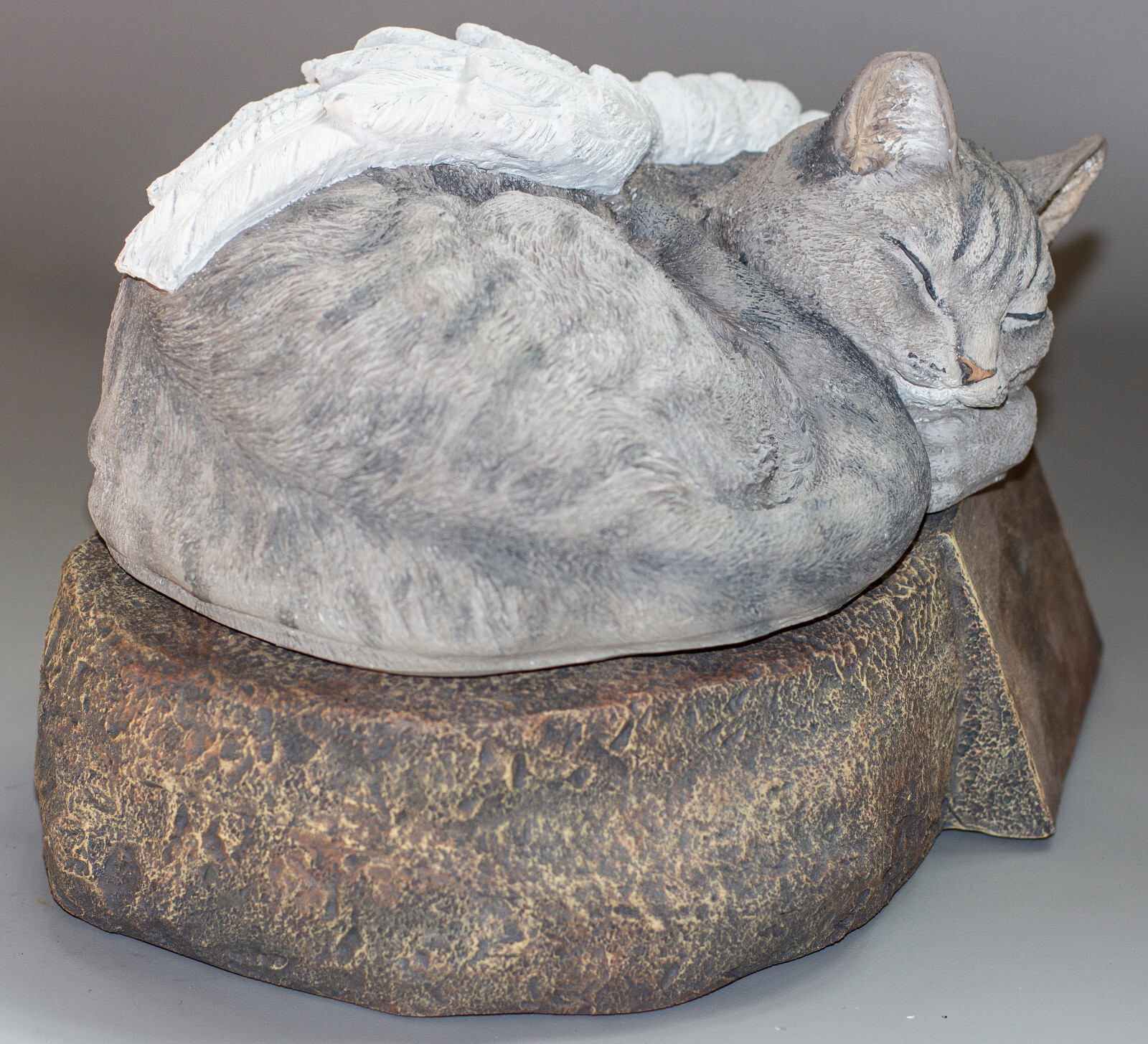Grave Stone Gray Cat Angel Memorial Urn Pet Ashes Statue Cemetery Funeral Marker
