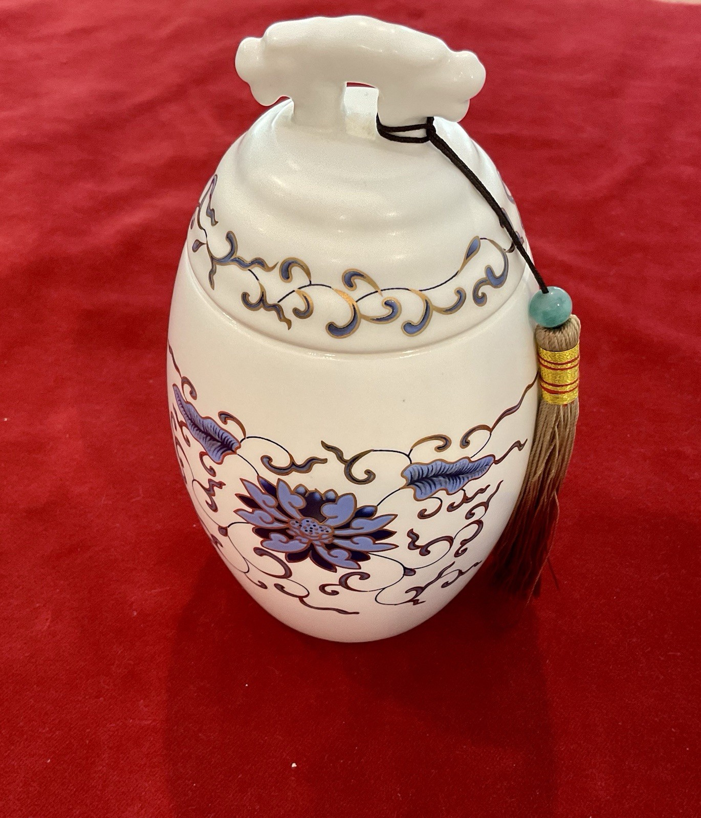CERAMIC PET URN HEAVY MOISTURE PROOF MEMORIAL URN FOR PETS TASSEL ON FOO DOGS