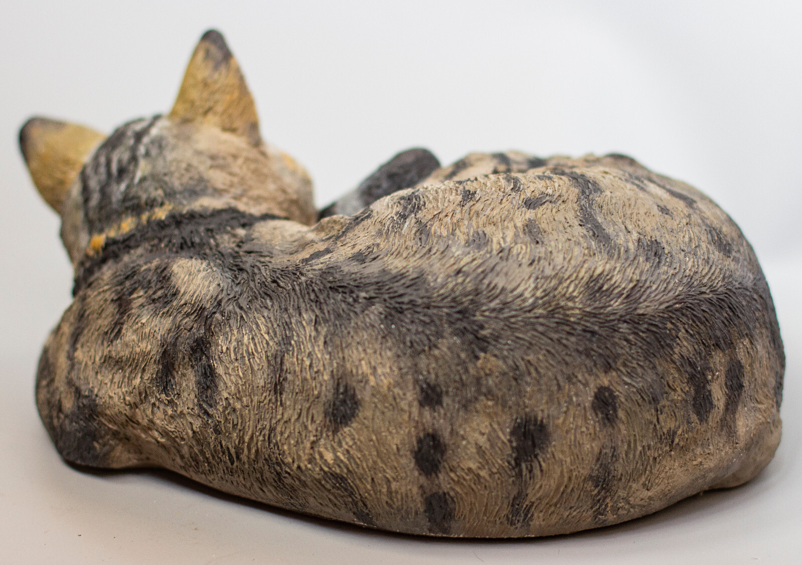 Unique Casket Urn Cat Memorial Sculpture Pet Ashes Keepsake Animal Grave Decor