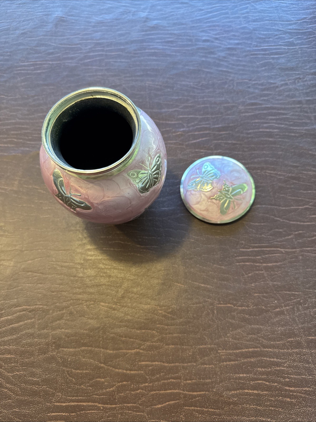 Pink Urn For Dogs And Cats W Butterflys