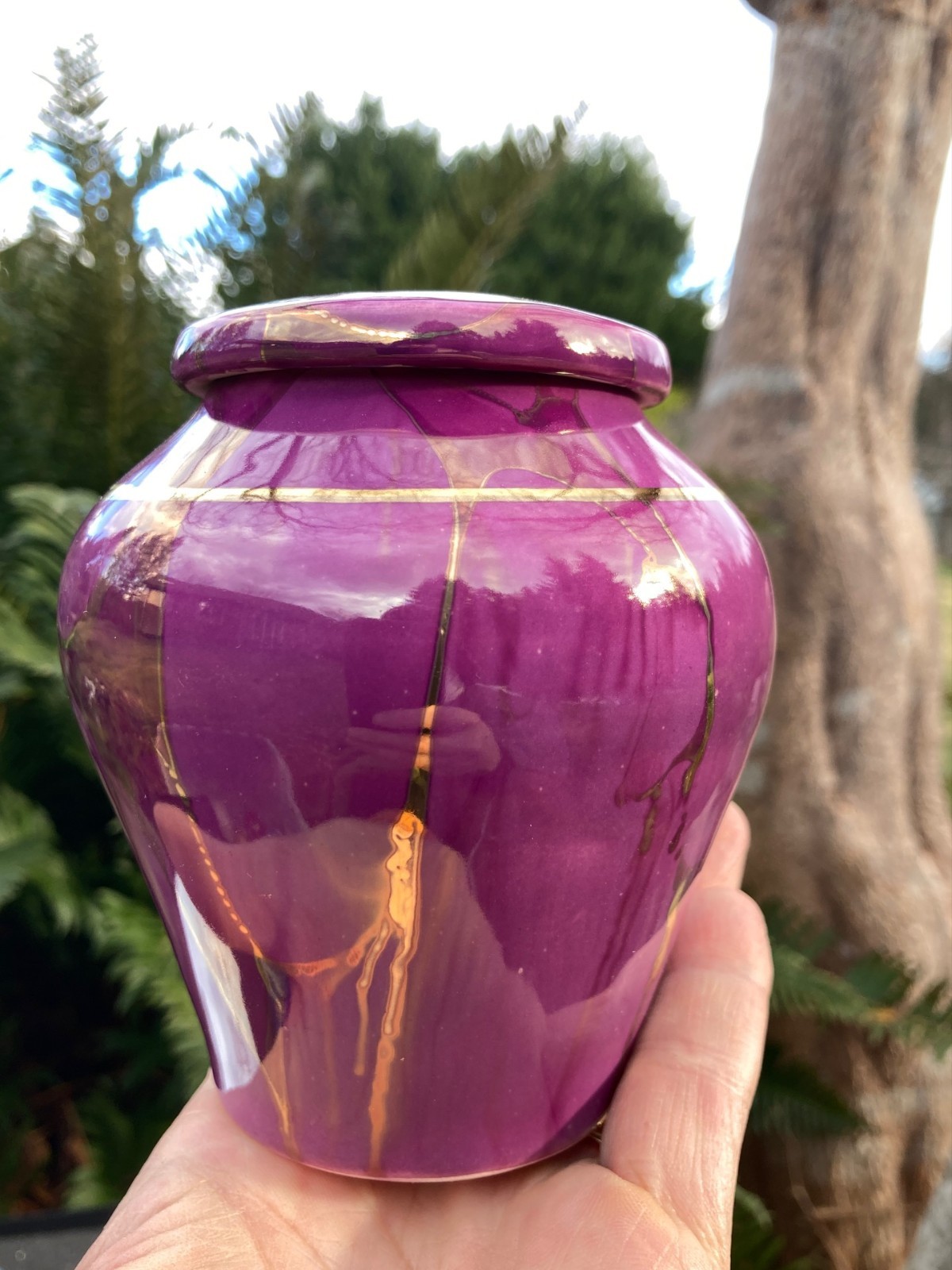 Handmade Ceramic Cremation Urns, small size for pet ashes, 50 cubic inches