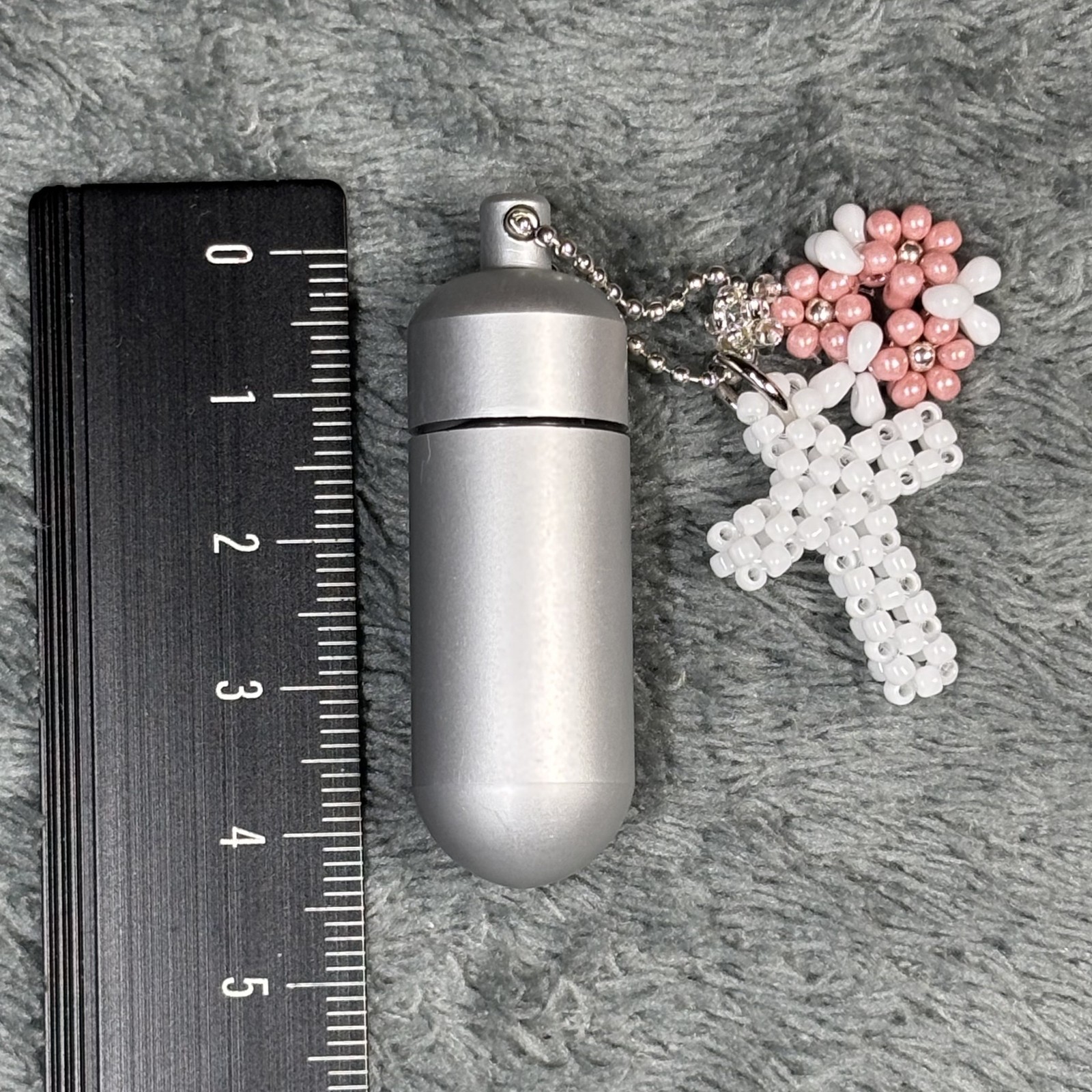 Cremation Ashes Keychain – Cremation Keepsake(white cross and pink ornaments)
