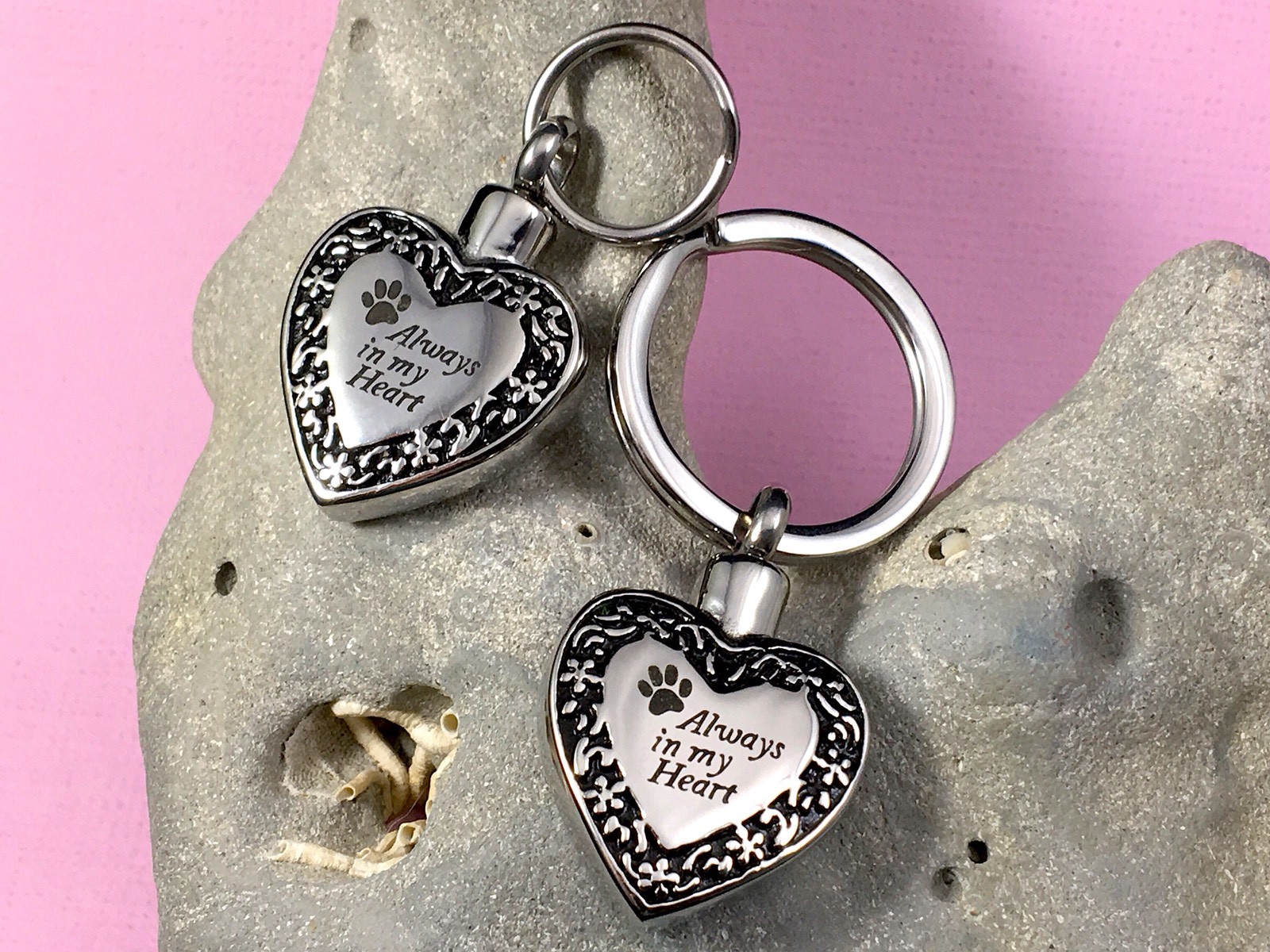 Pet Cremation Necklace Jewelry Pendant Urn Paw Print Always in My Heart Dog Cat