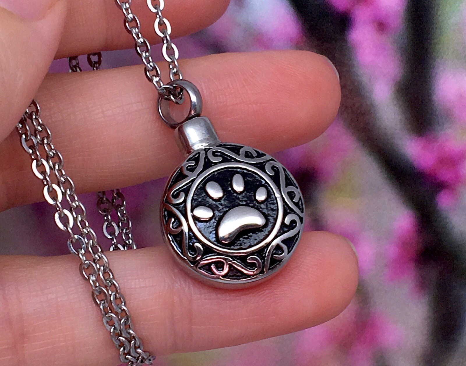 Pet Cremation Pendant Urn Keychain 1″ Key Ring for Ashes Dog Cat Paw Print Paws