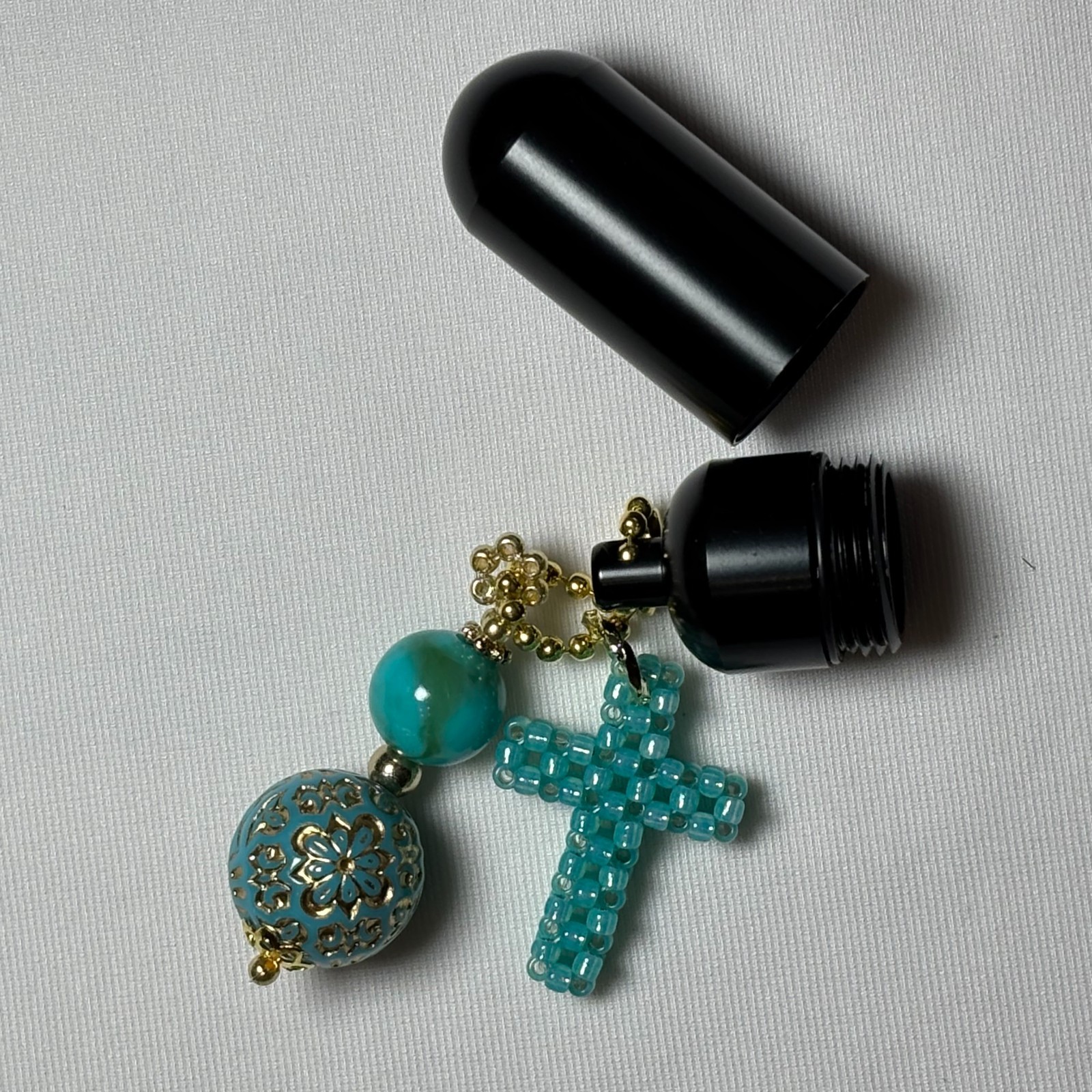 Cremation Ashes Keychain – Cremation Keepsake(green cross and green orb)