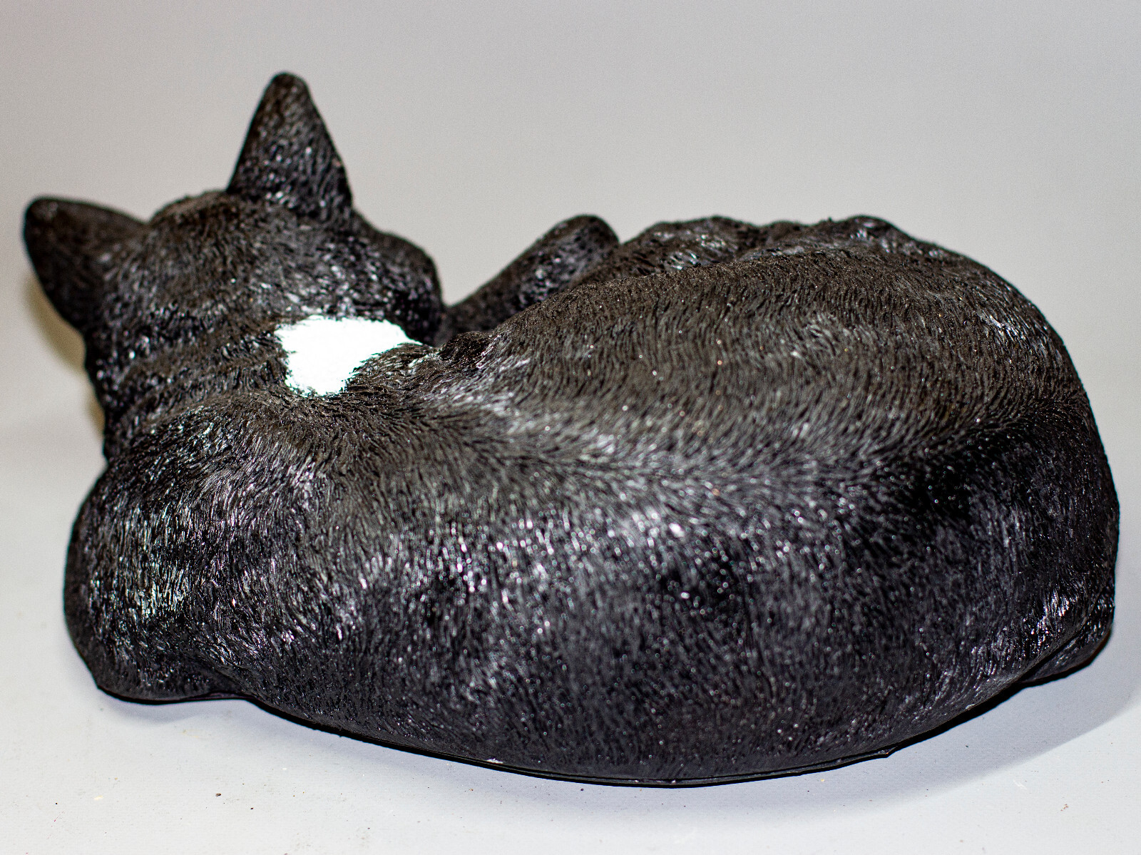 Black White Cat Cremation Urn Ashes Memorial Pet Loss Sculpture Sympathy Gifts