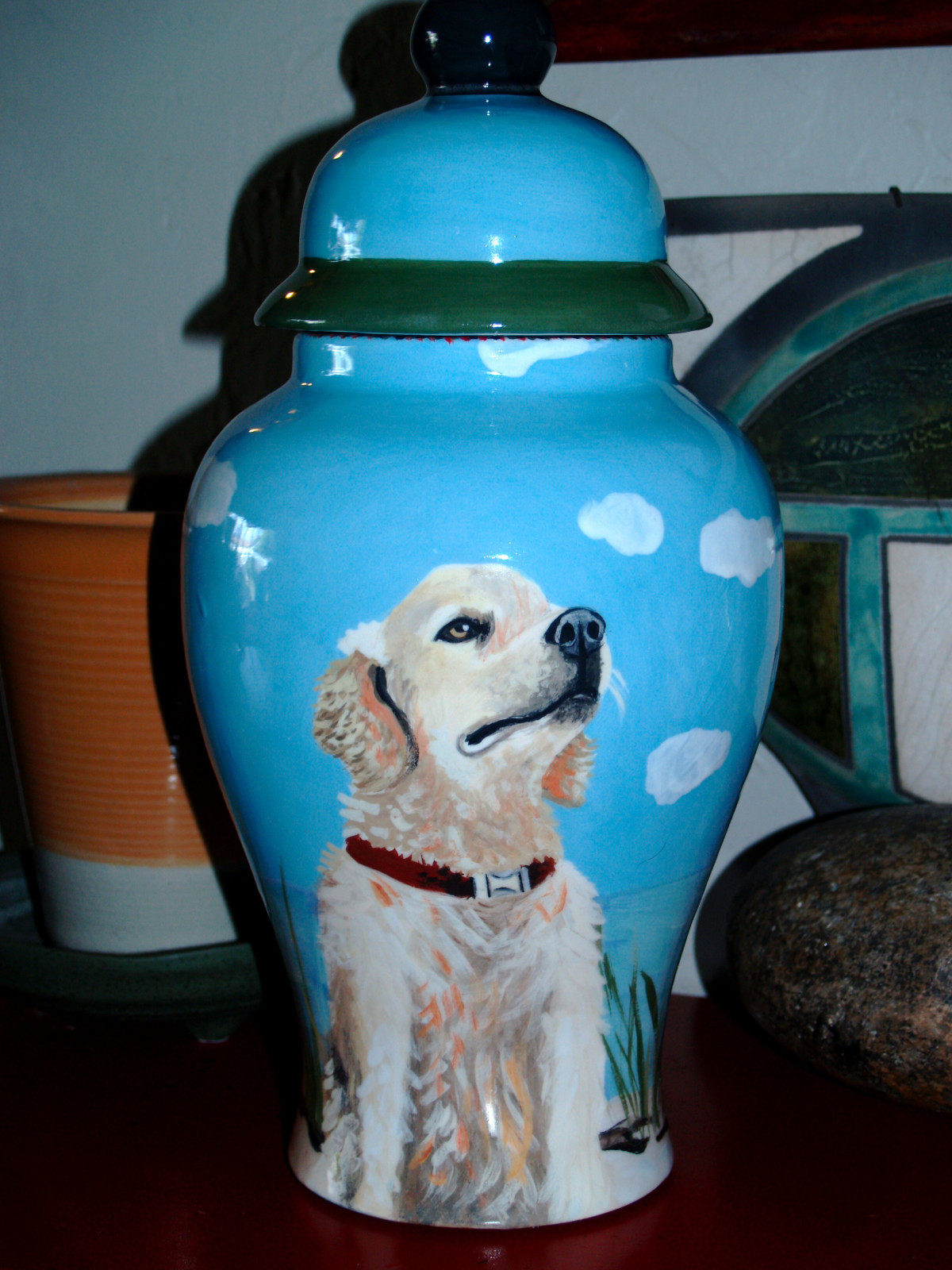 Custom Portrait MEMORIAL Pet URN DOG cremation ASH Hand Painted Golden Retriever
