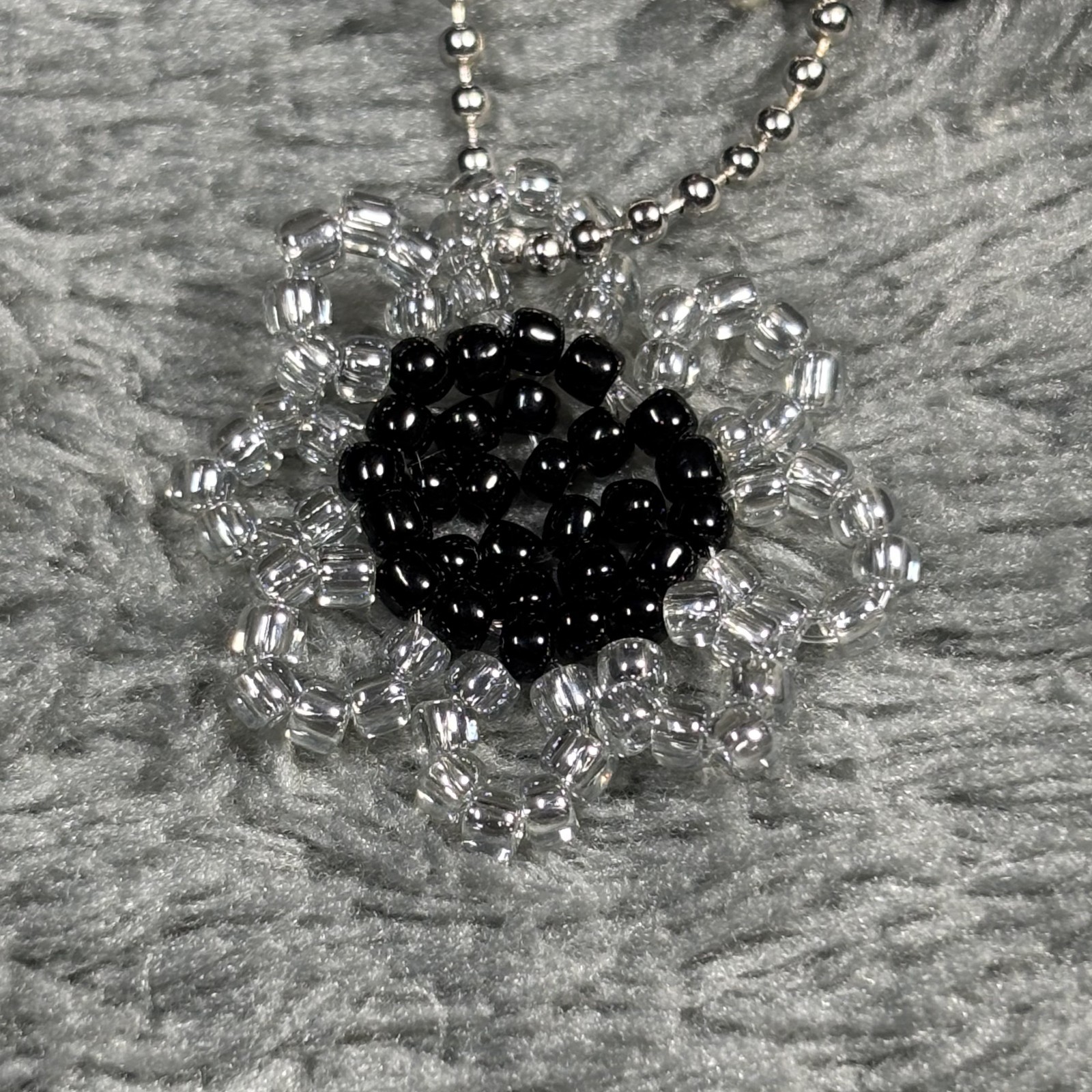 Cremation Ashes Keychain – Cremation Keepsake(black flower and black heart)