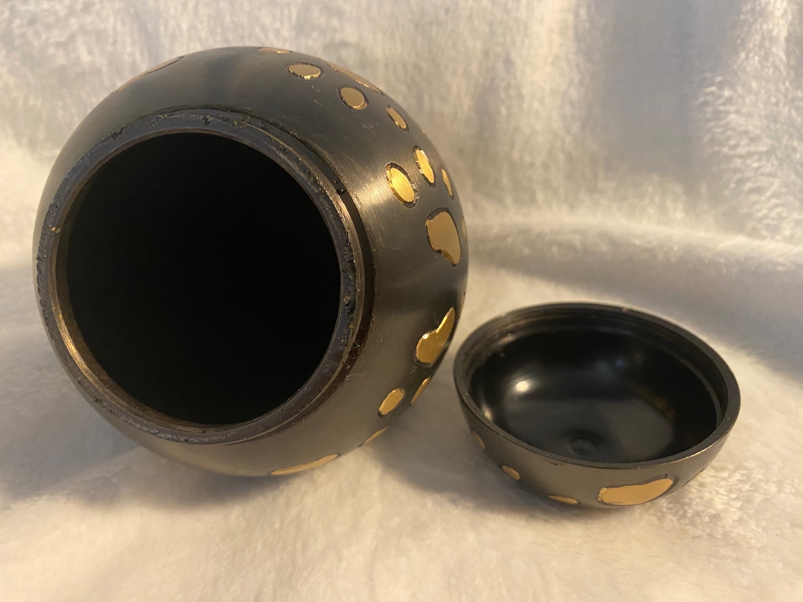 Pet Urn For Cat Ashes New Stainless Steel Construction Medium to Small Cats