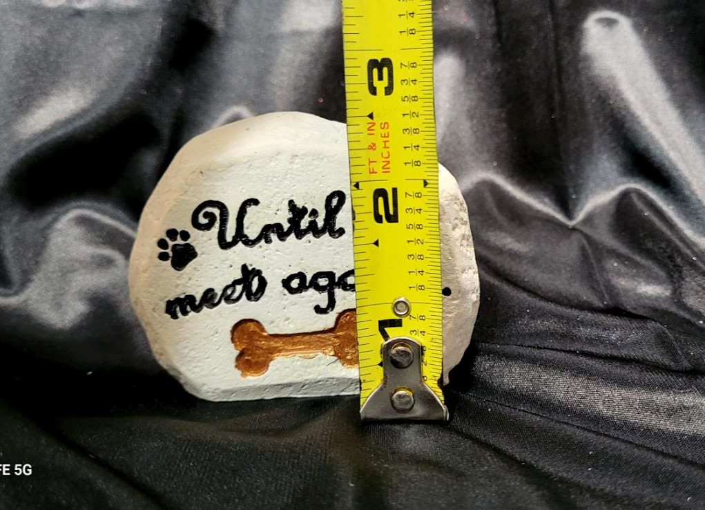 Small Stone Pet Memorial Marker-2.5×3.25″