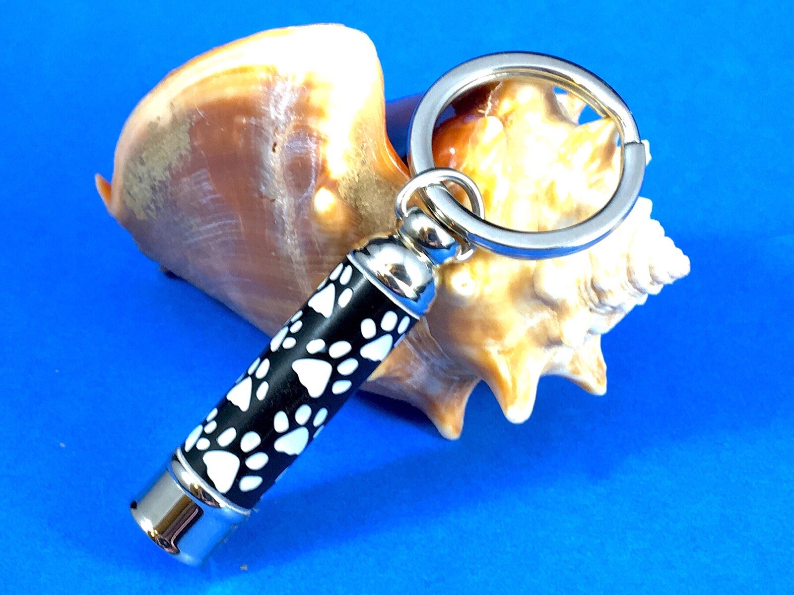 Men’s Pet Cremation Pendant Urn Keychain 1″ Key Ring for Ashes Dog Cat Paw Print