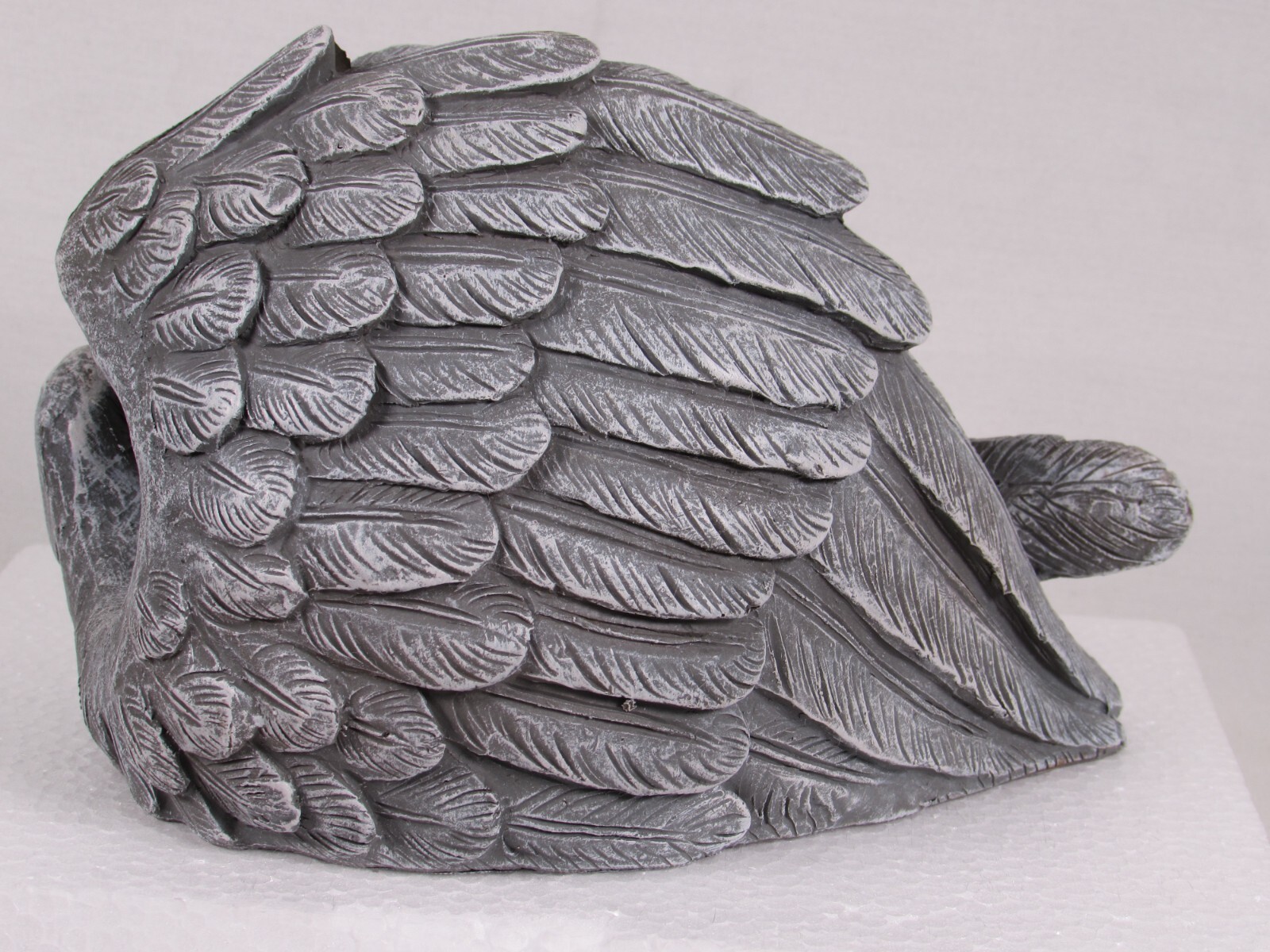 Pet Dog Memorial Sleeping Puppy Statue Angel Wings Grave Marker Keepsake