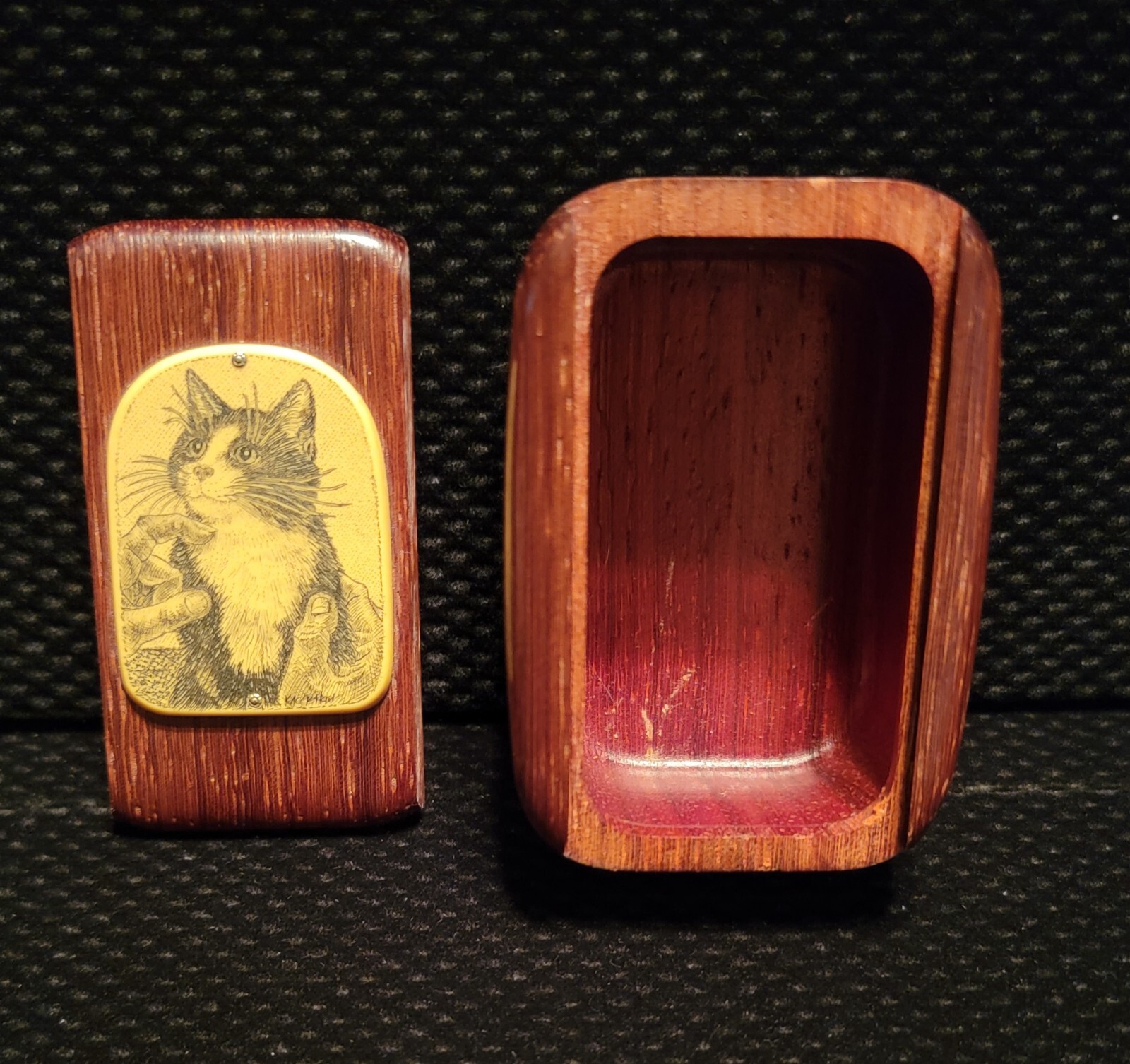 Vintage Scrimshaw – Small Wooden Cat Image Keepsake Box – Hand Inked Resin