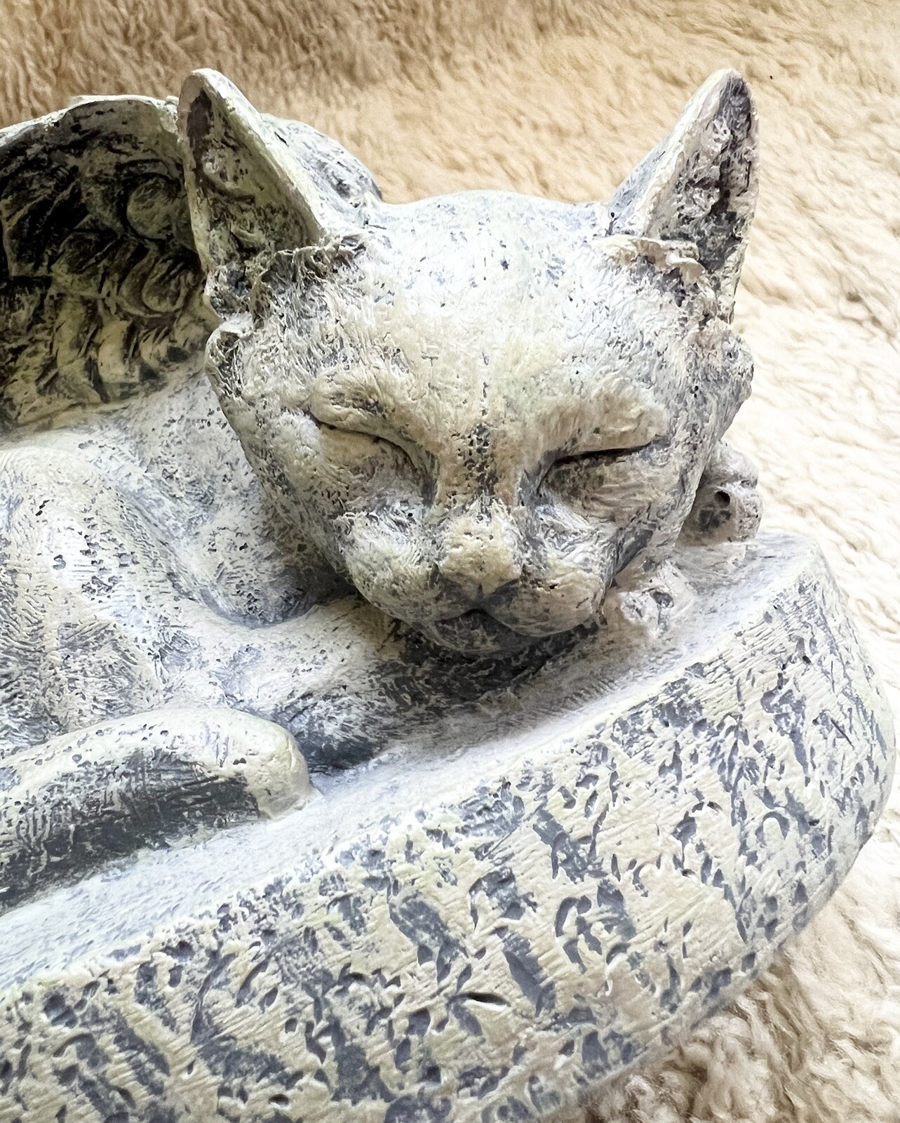Sleeping Cat Angel with Wings Memorial Statue Plague Marker Figurine Pet Memory